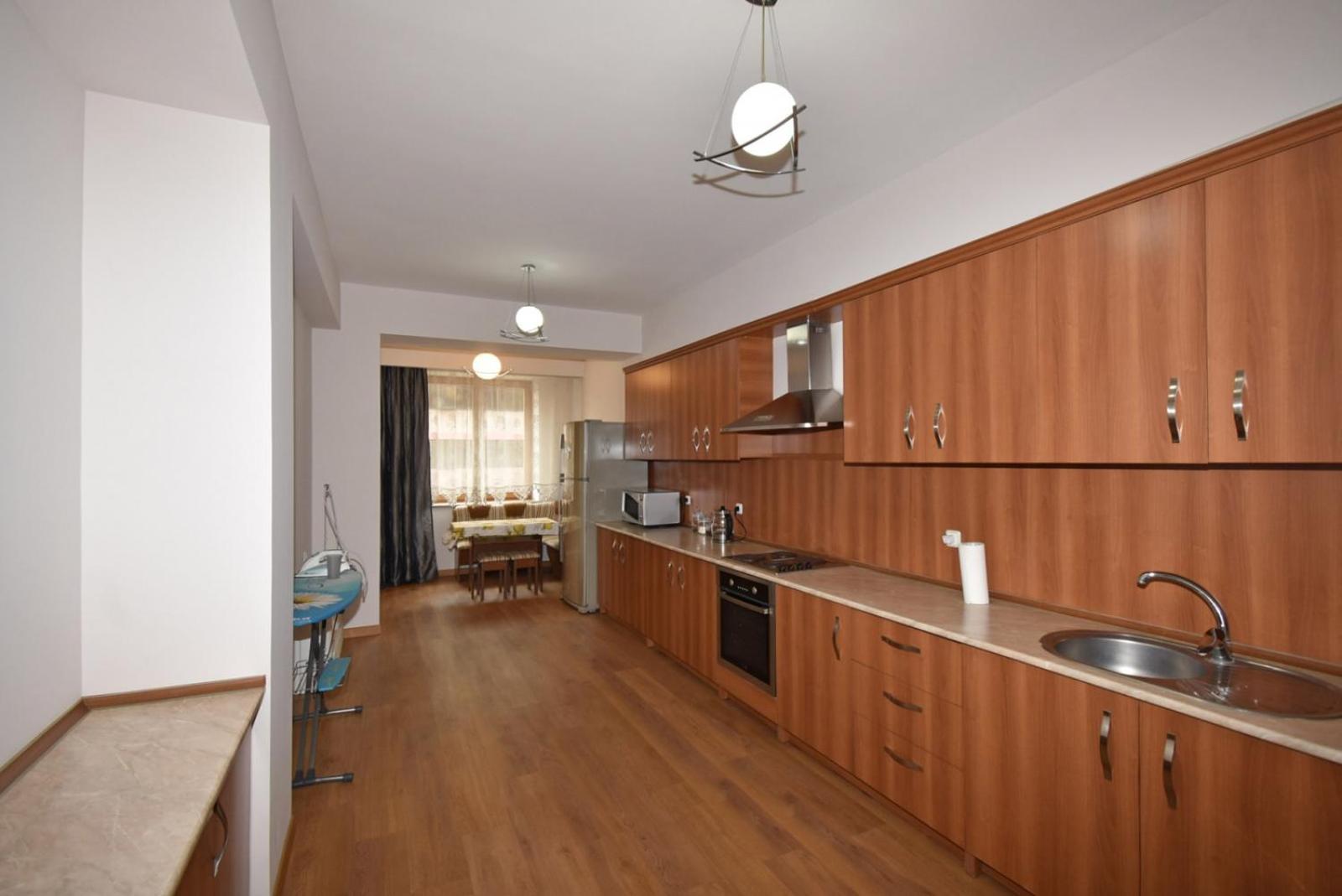 Northern Avenue, 2 bedrooms Luxury & Grand apartment with large balcony HH615