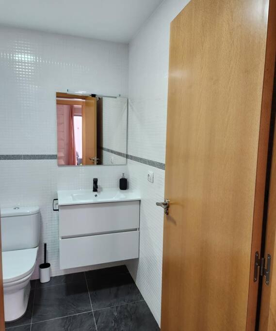 Apartamento en Les Alqueries con aire acondicionado