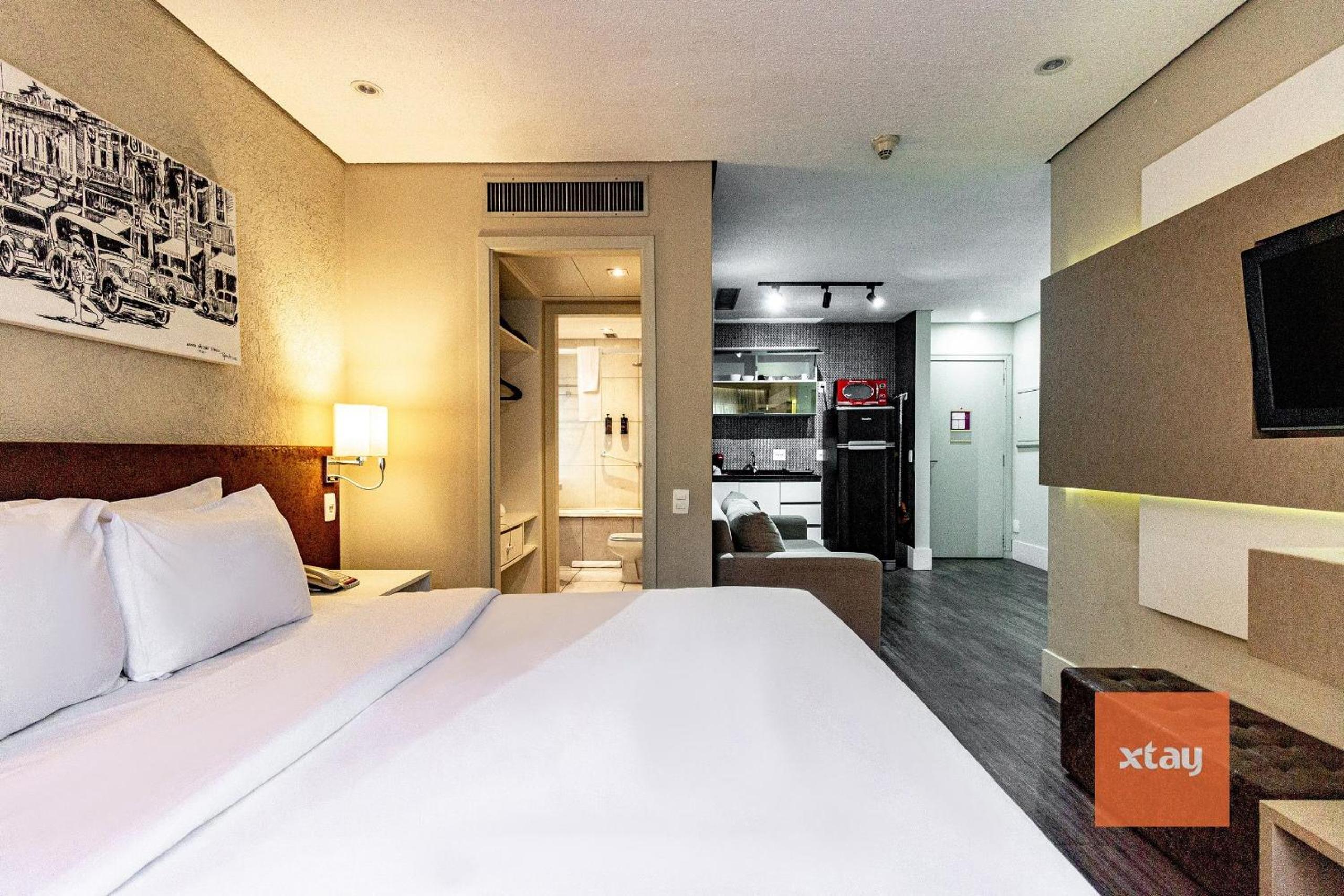 Xtay São Paulo Berrini - Fully Equipped Apartments, 7 min from Berrini Metro view 2