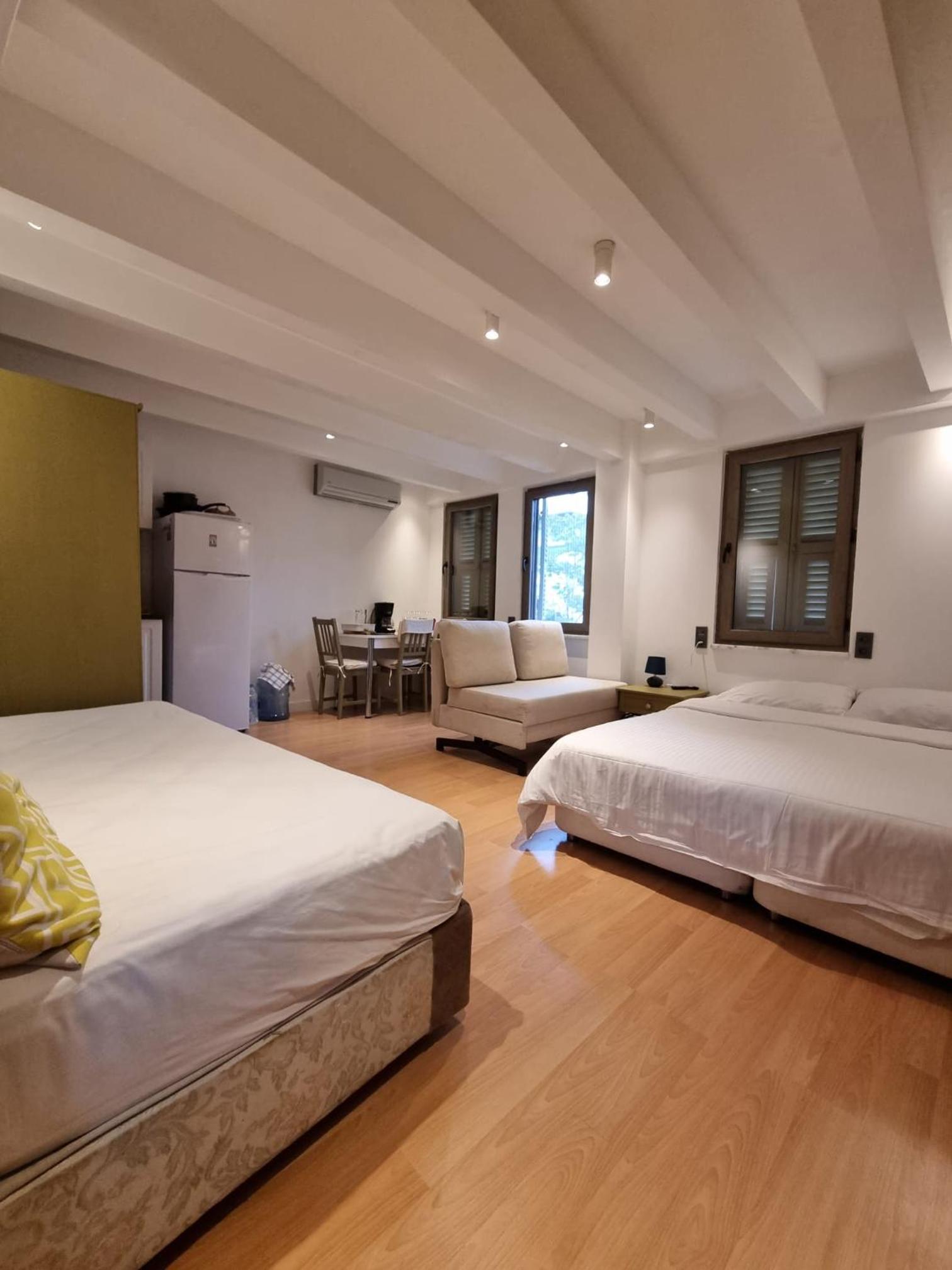 Beautiful Villa with Garden Princess Islands