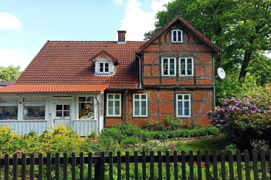 Bernsteinstube Wolf
