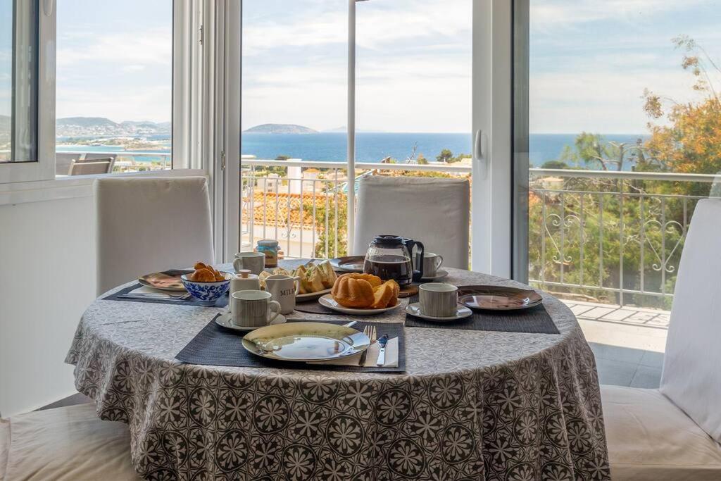 Bunny island- seaview house, private garden , Lagonisi, Attika riviera by Comfortbnb view 4