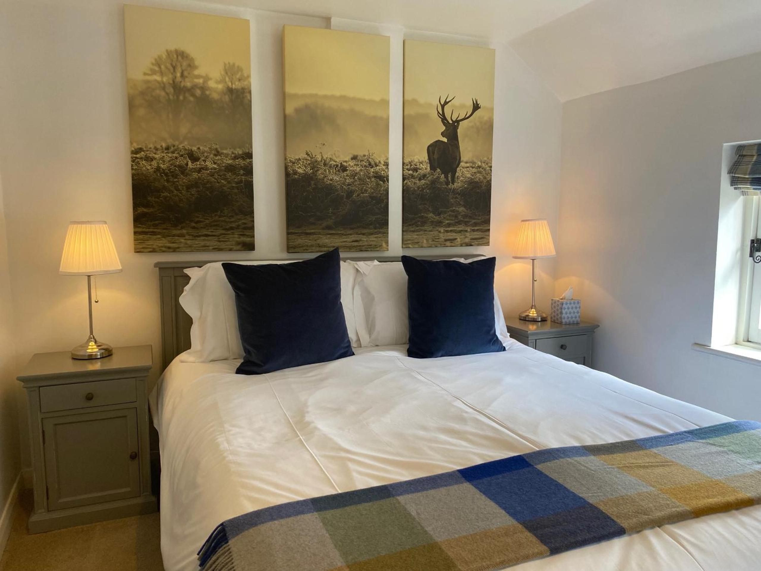 Kings Head Low House