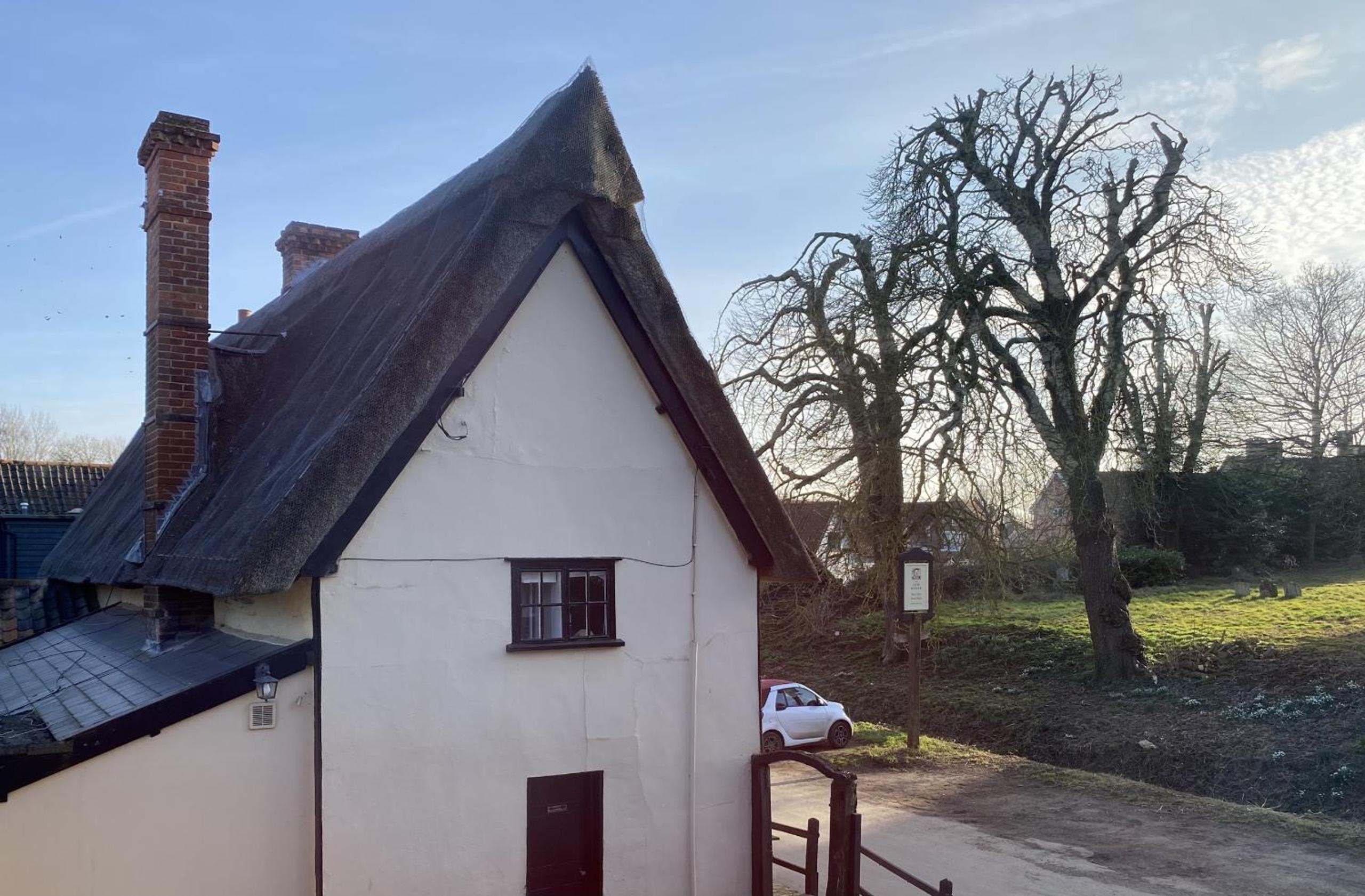 Kings Head Low House