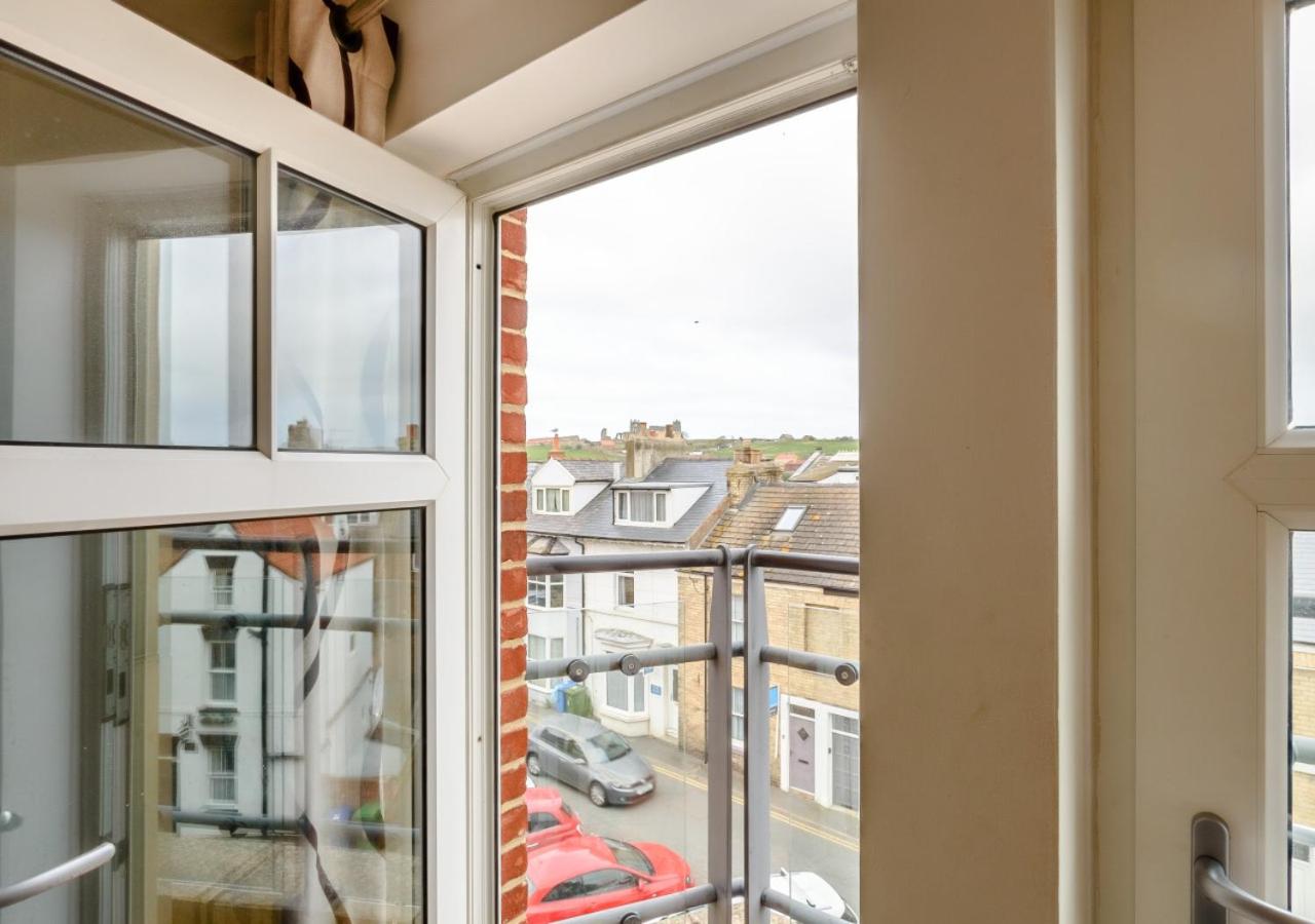 3 Bed in Whitby oc-w1003 view 3