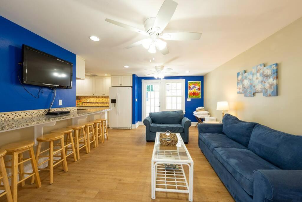Just steps to Duval- Sleeps 10- Heated Pool House view 4