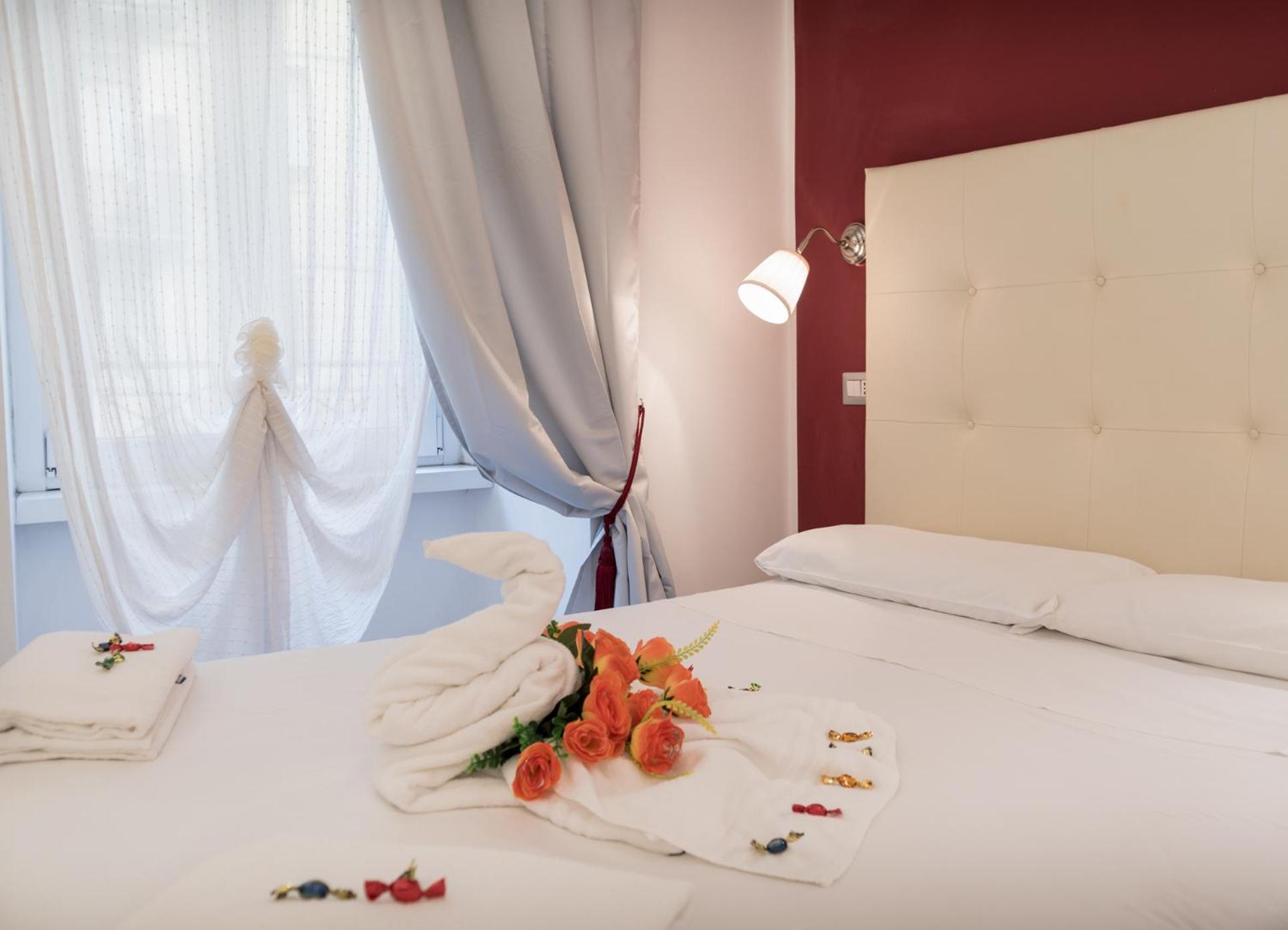 Your Vatican Suite en Rome — hotel room
