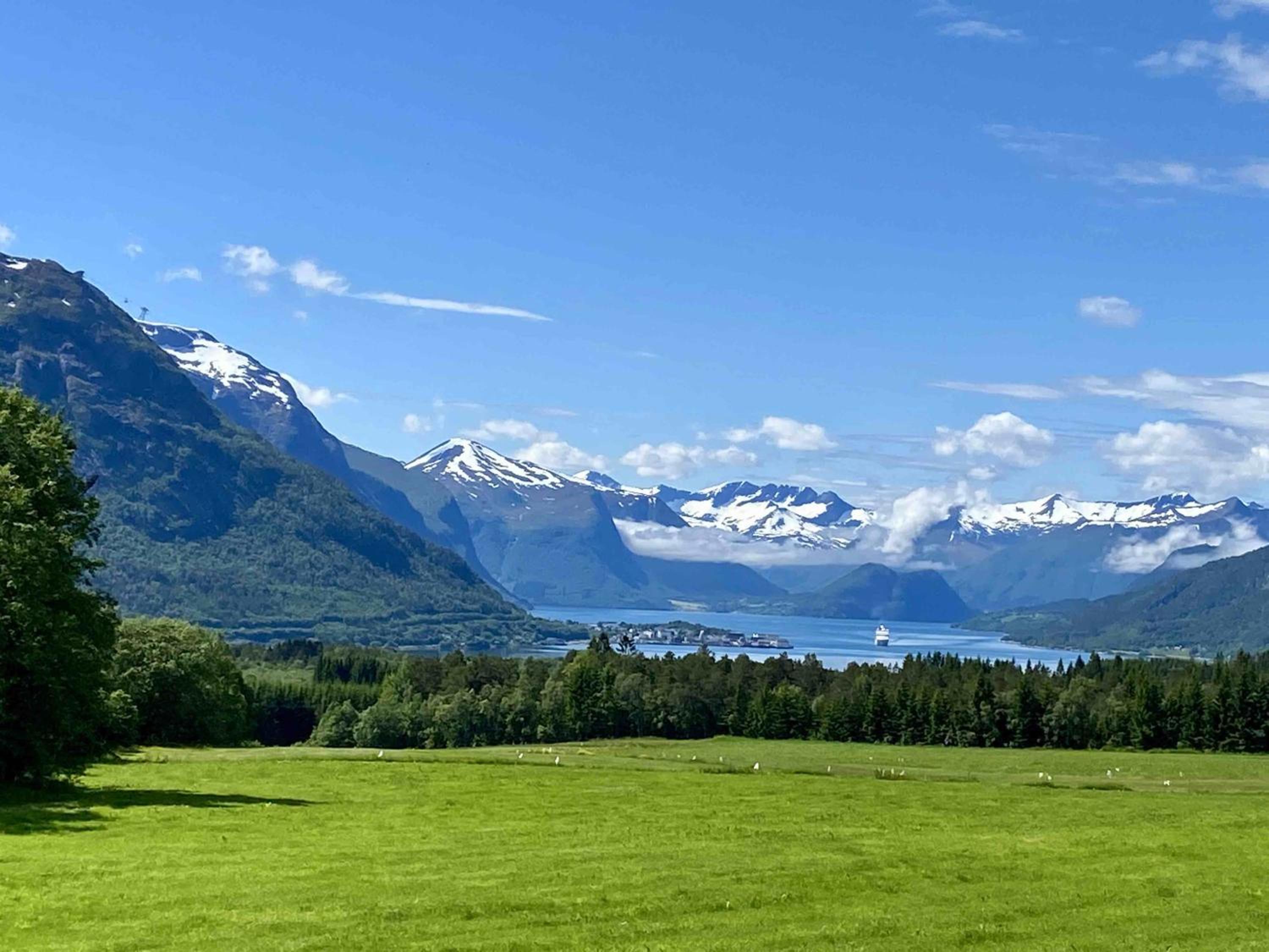 Heinåli Hytta view 2