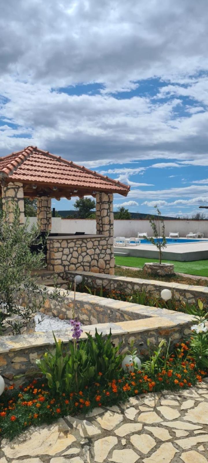 Vila Zagora view 4