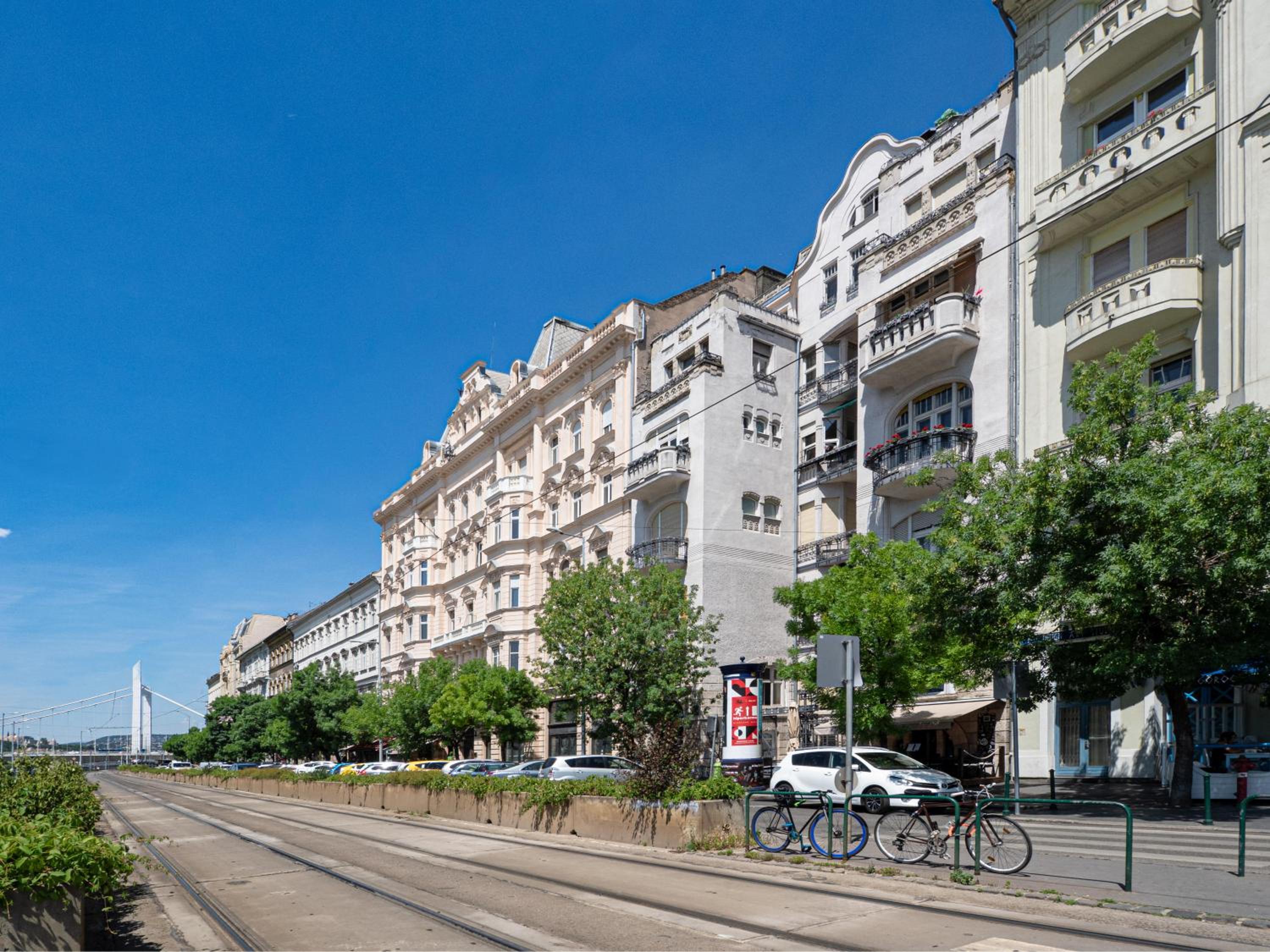 CENTRAL RIVER APARTMENT DANUBE