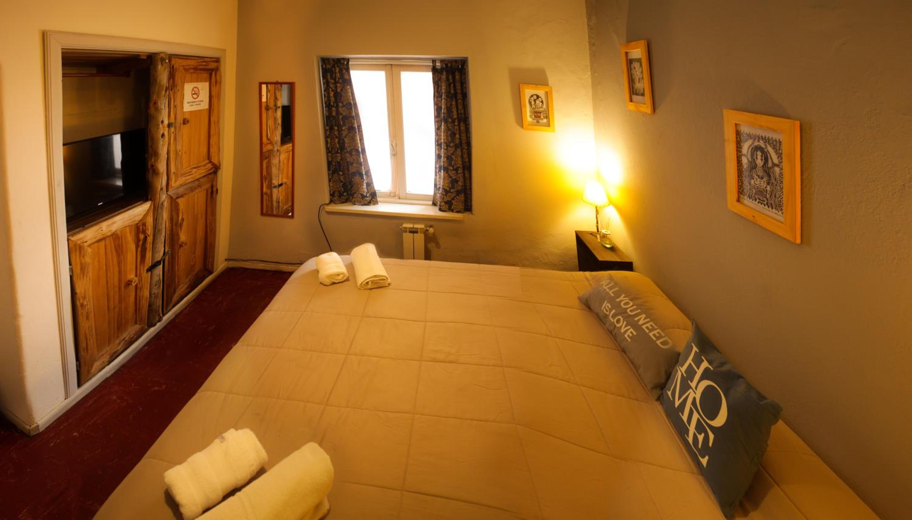 HOPA-Home Patagonia Hostel