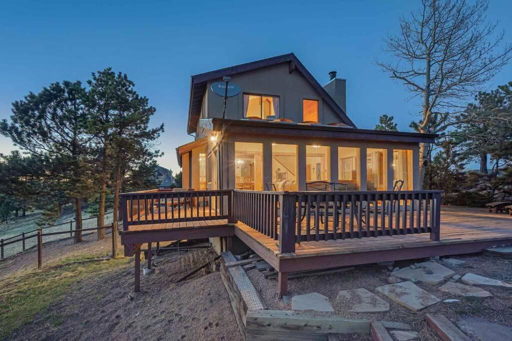 4Bdrm Cabin Retreat Mtn Views Family Gathering! view 5