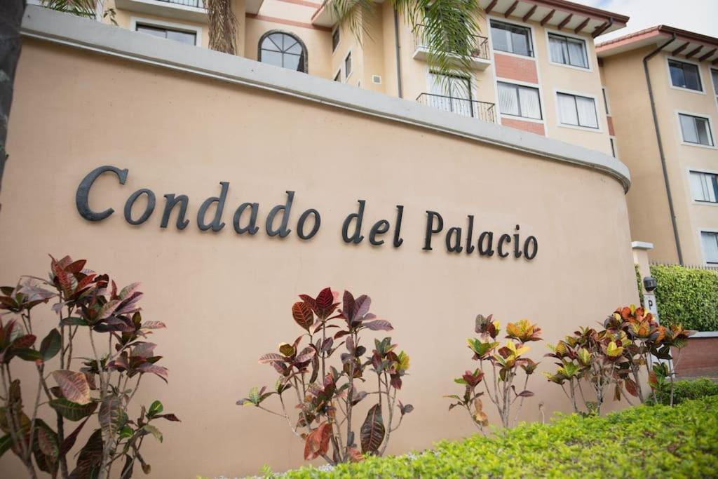 Comfortable 2 bedroom apartment, conveniently located