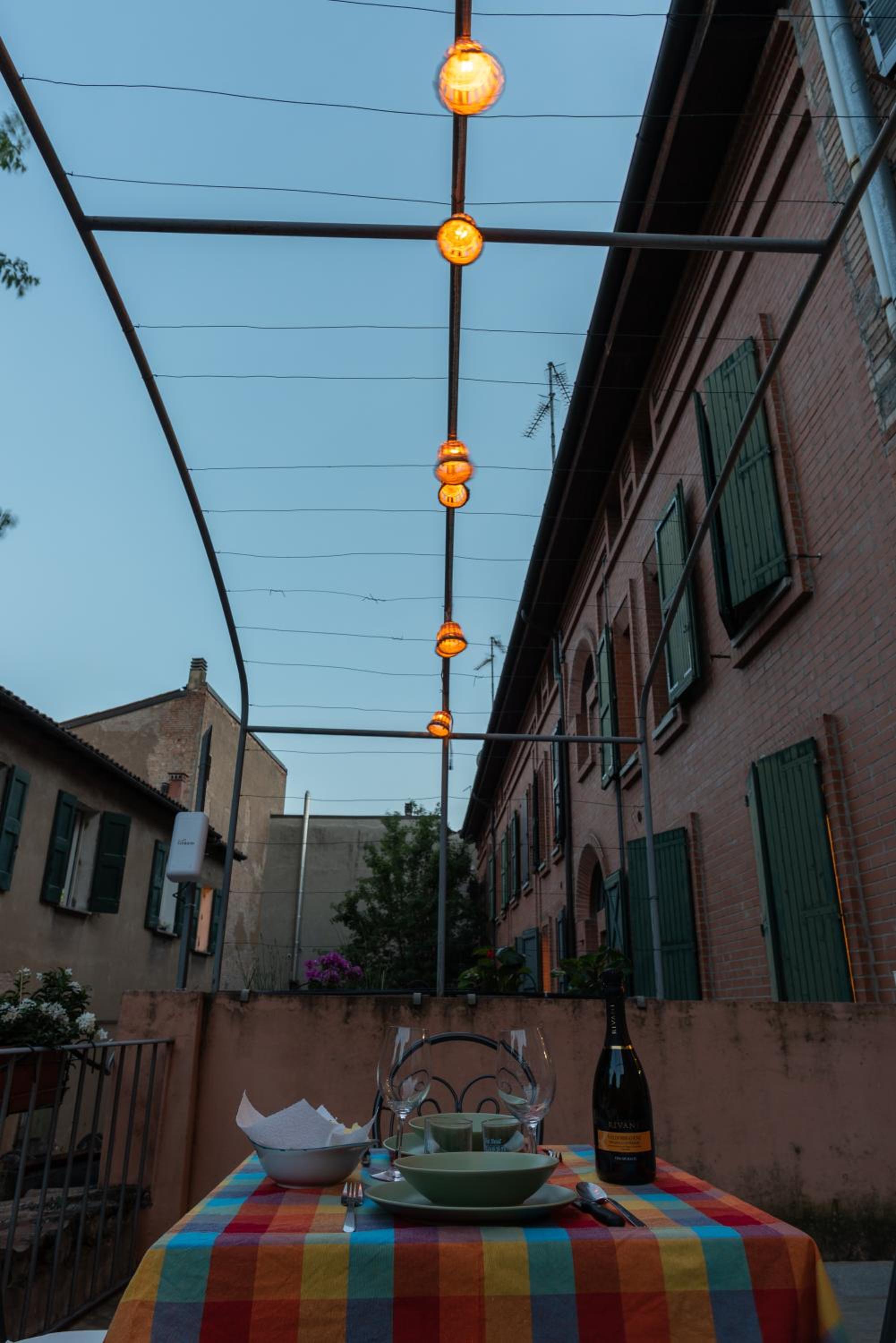 Capo di Lucca Home - in the historical center with terrace view 3