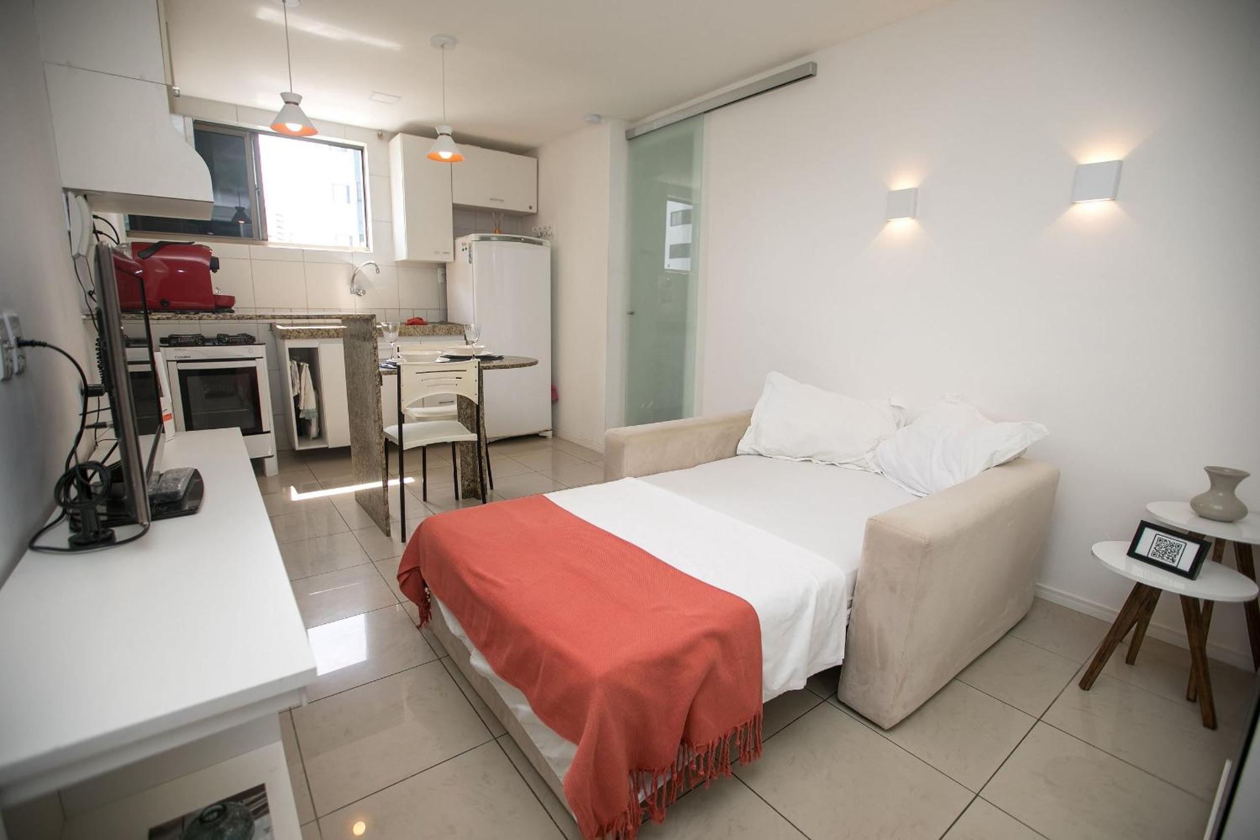 Flat Quarto e Sala, 400 metros da Praia de Boa Viagem, com Piscina, Wi-Fi 220Mbps