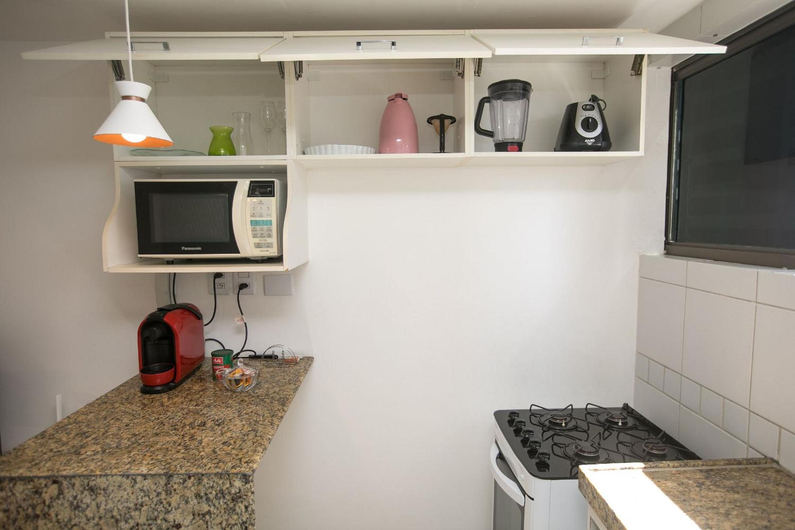 Flat Quarto e Sala, 400 metros da Praia de Boa Viagem, com Piscina, Wi-Fi 220Mbps
