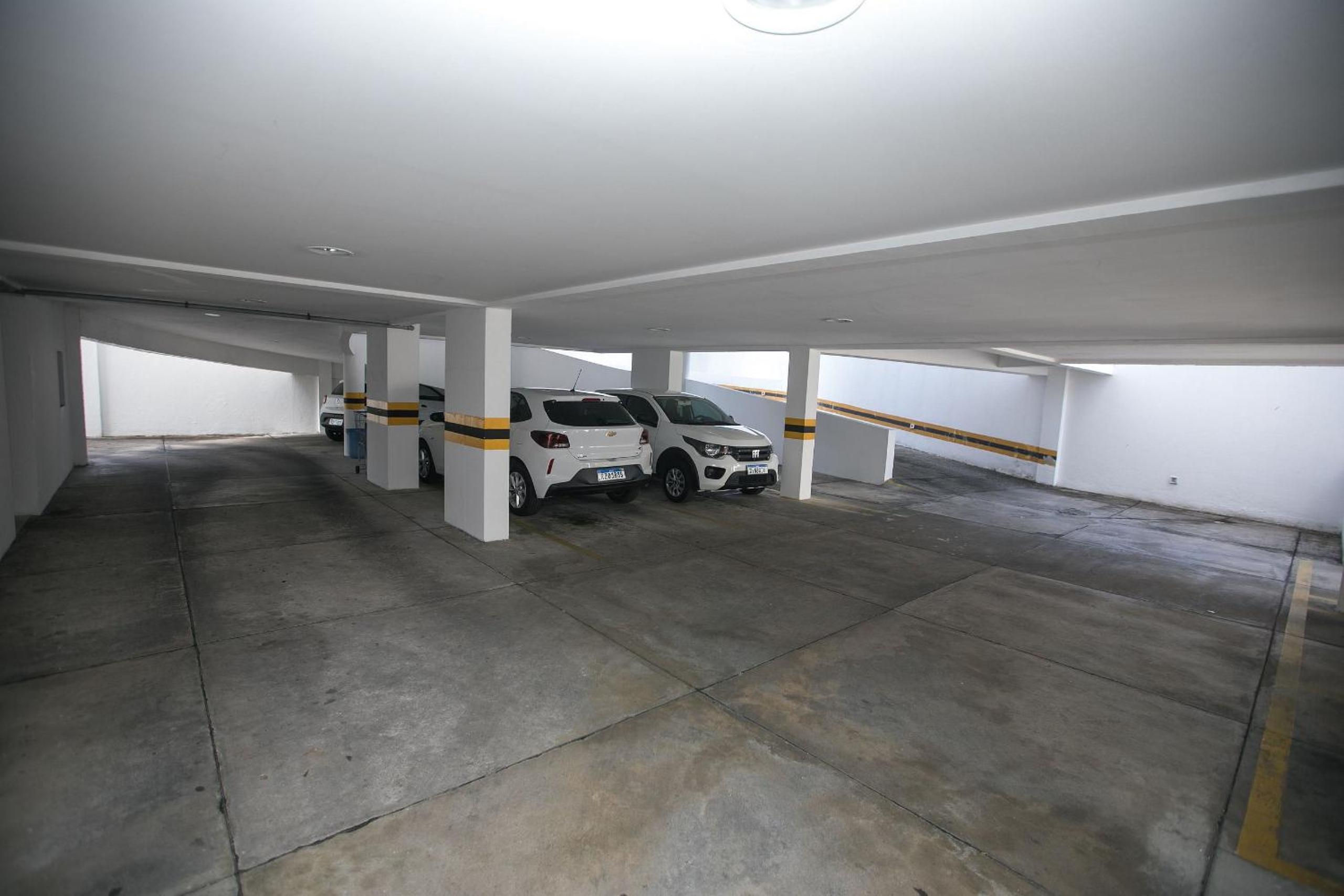 Flat Quarto e Sala, 400 metros da Praia de Boa Viagem, com Piscina, Wi-Fi 220Mbps