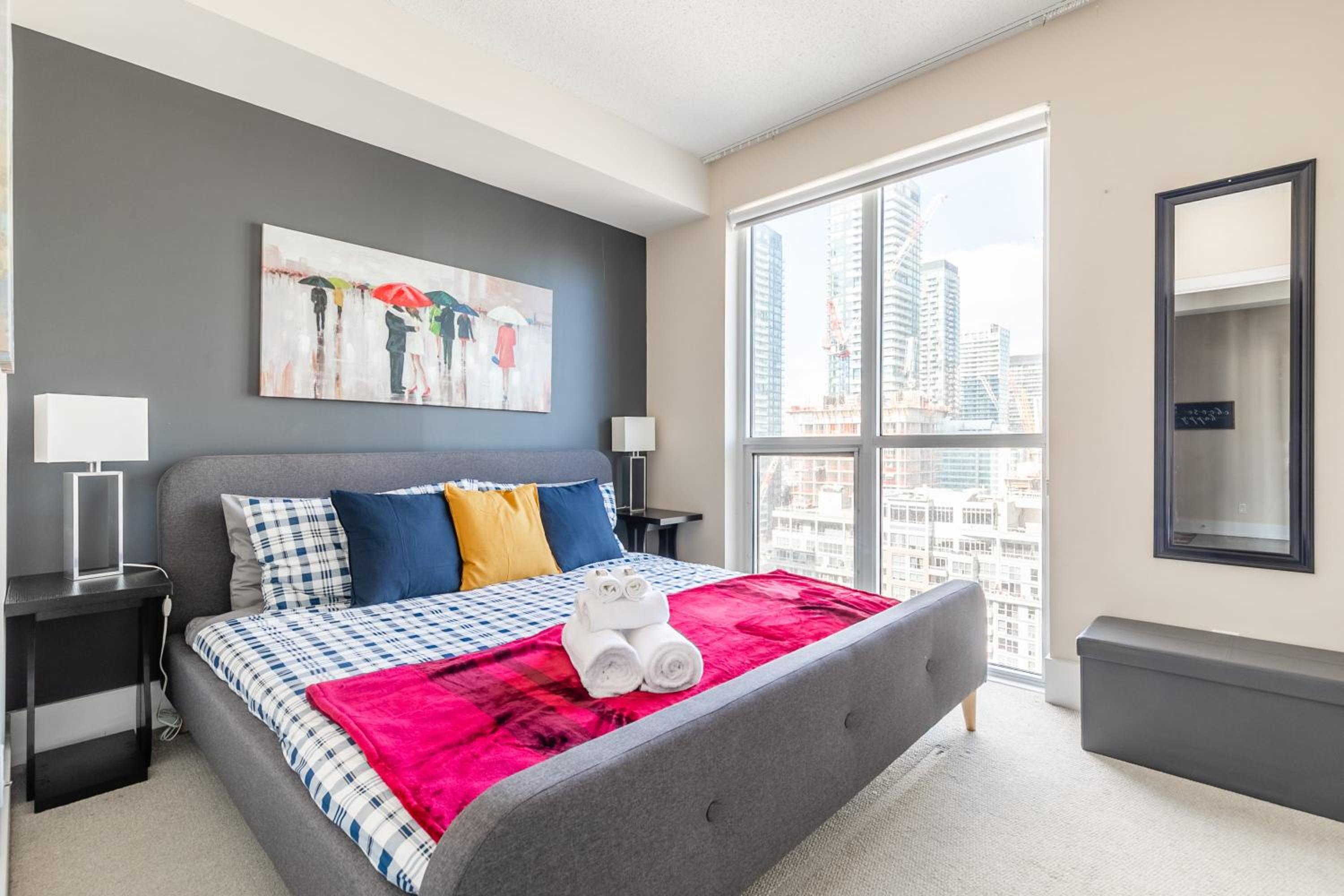 Luxury 1BR Condo - King Bed - Stunning City View