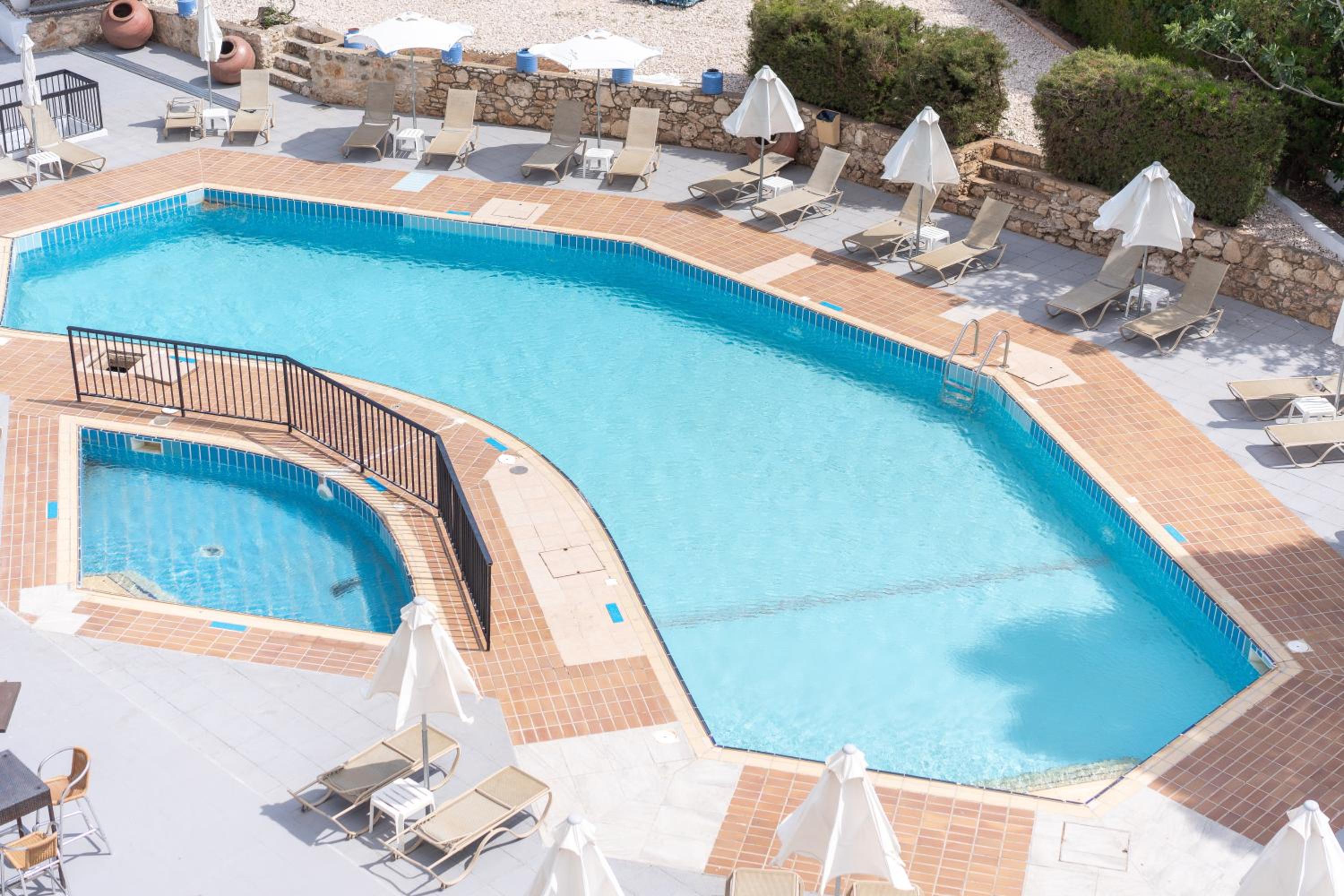 Protaras Vacations - Flora Hotel Apartments - Property Image 1