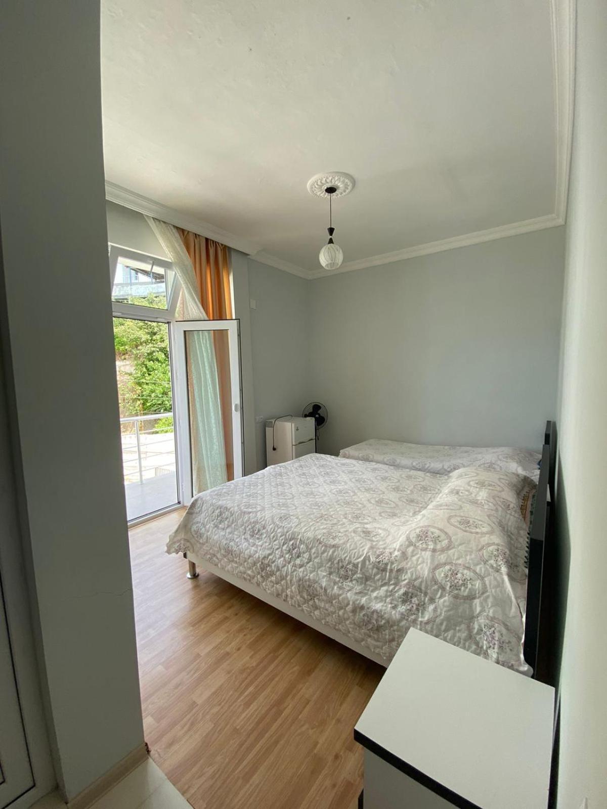 Temo's guest house in Kvariati
