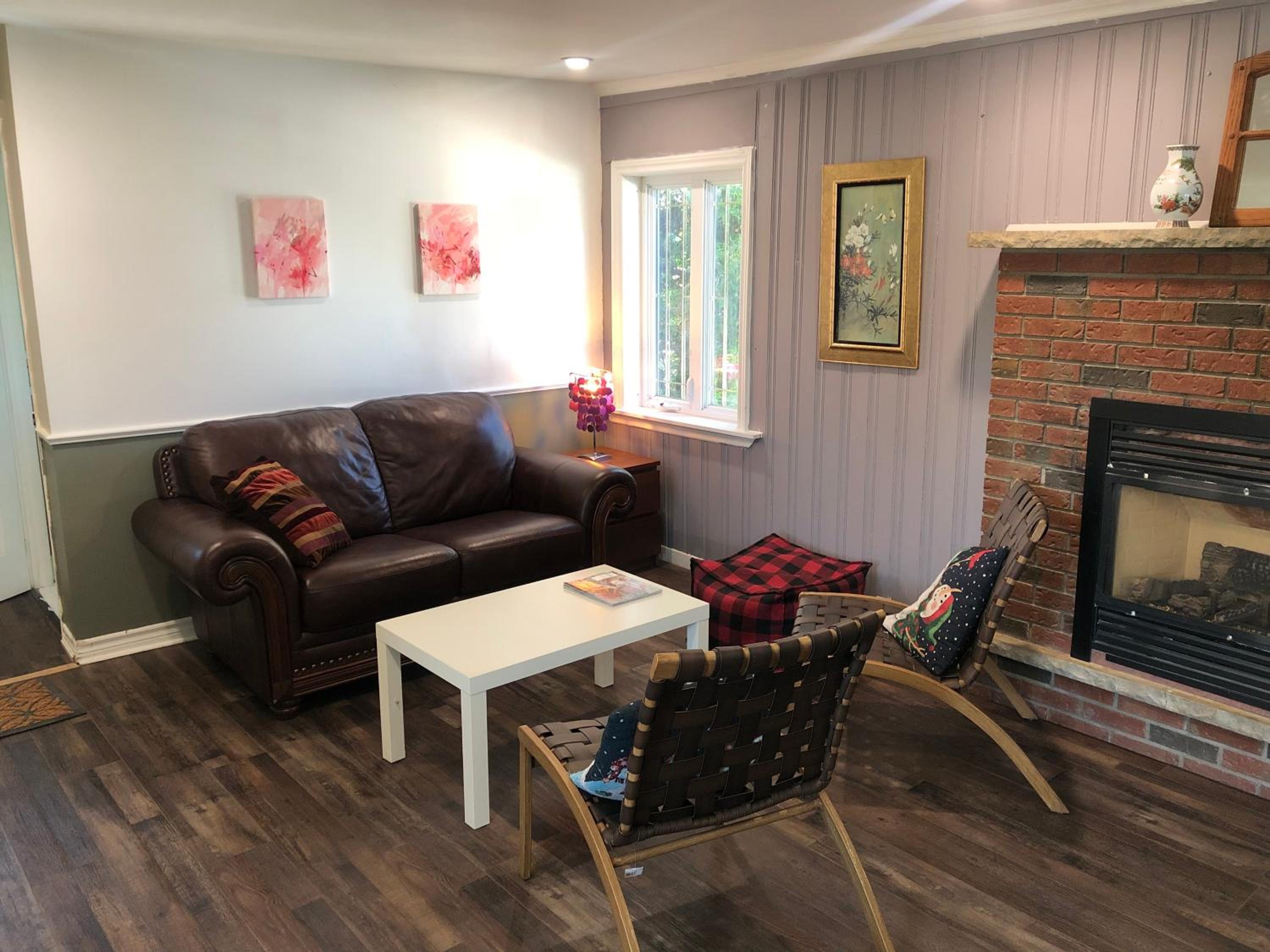 Cornwall Vacations - Entire detached 3-bedrooms cute home in Cornwall area - Property Image 2