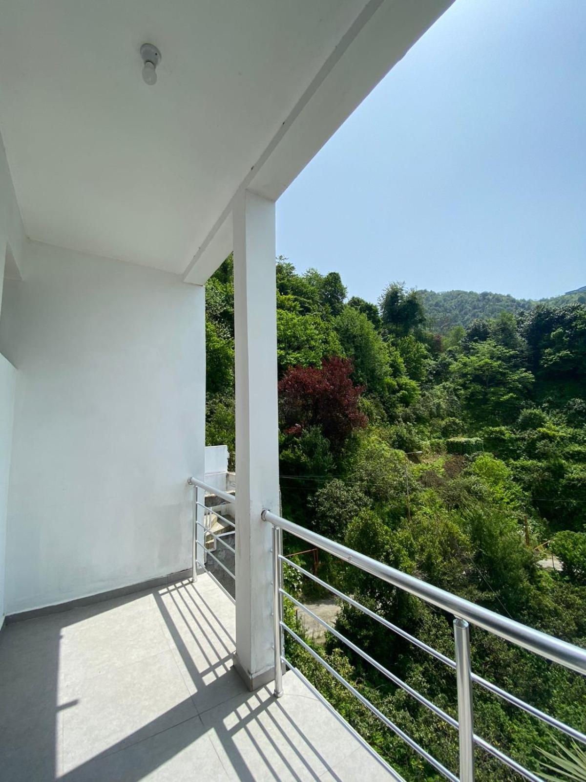 Temo's guest house in Kvariati