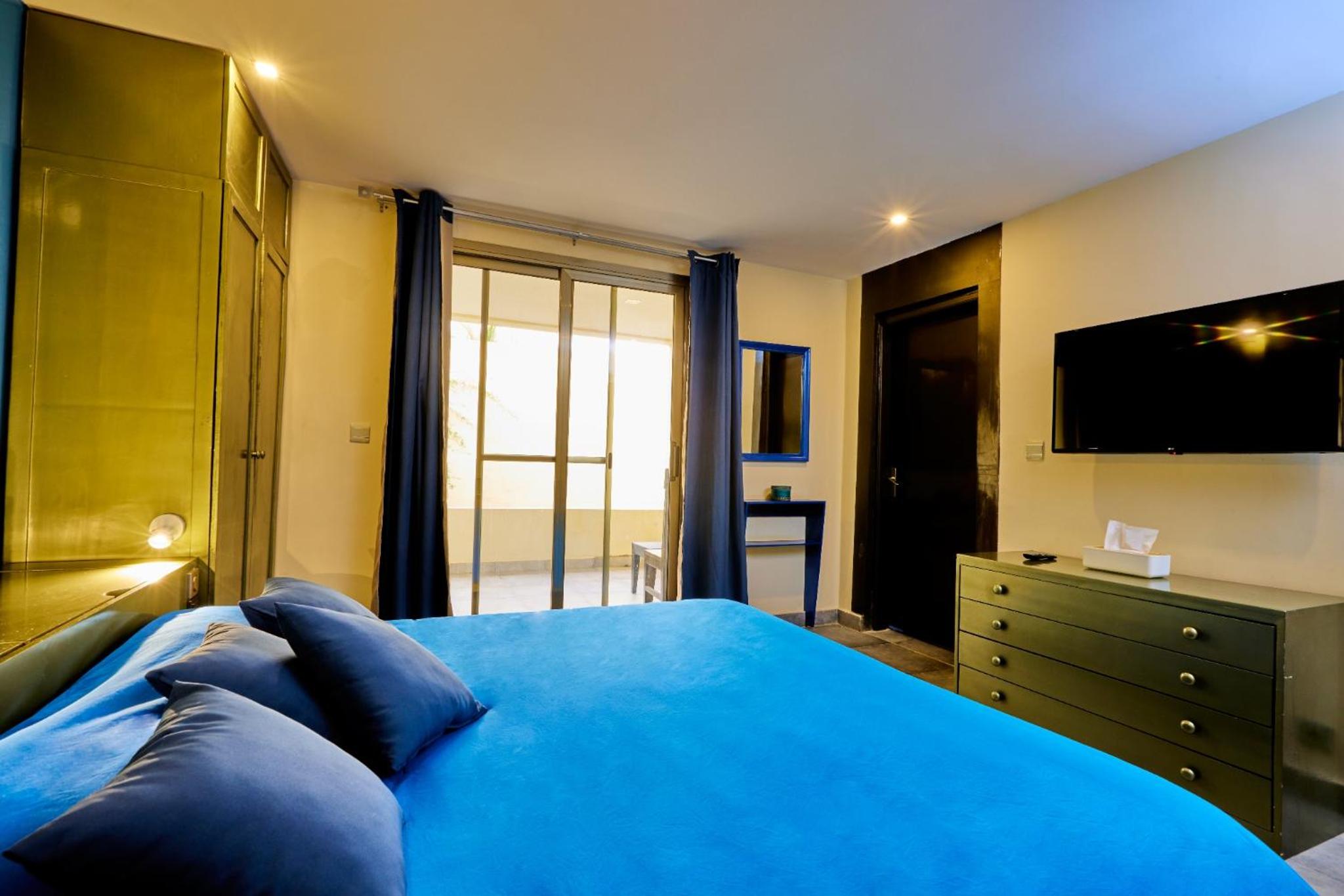 hotel room