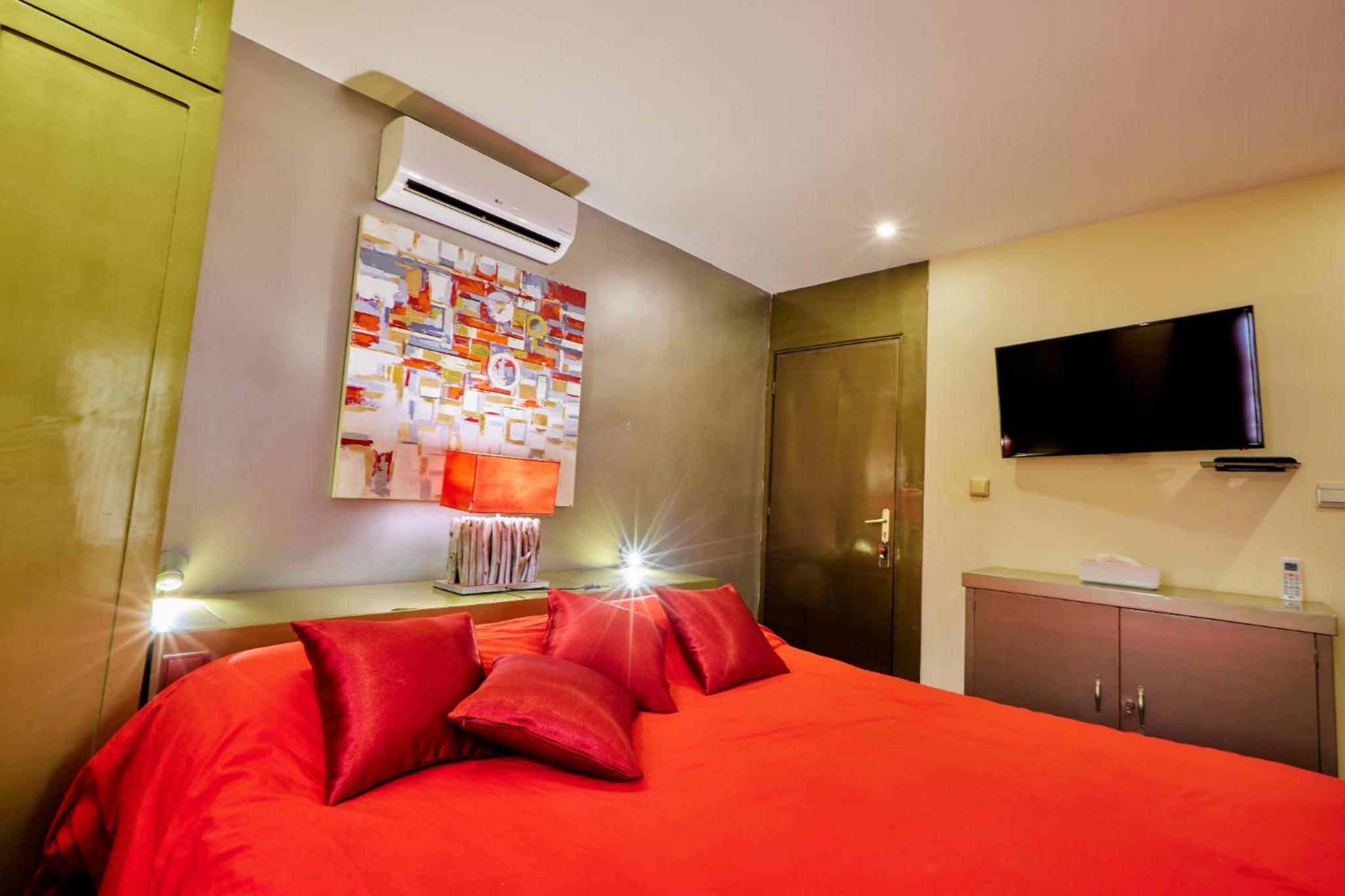 hotel room