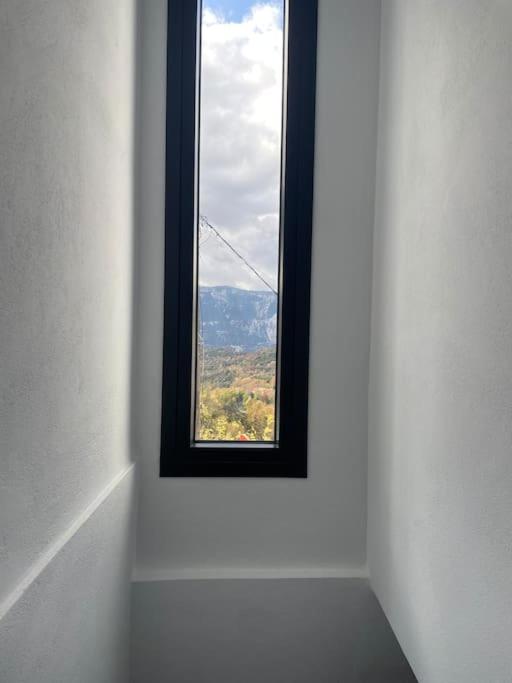 Agnanta Mountain Residence