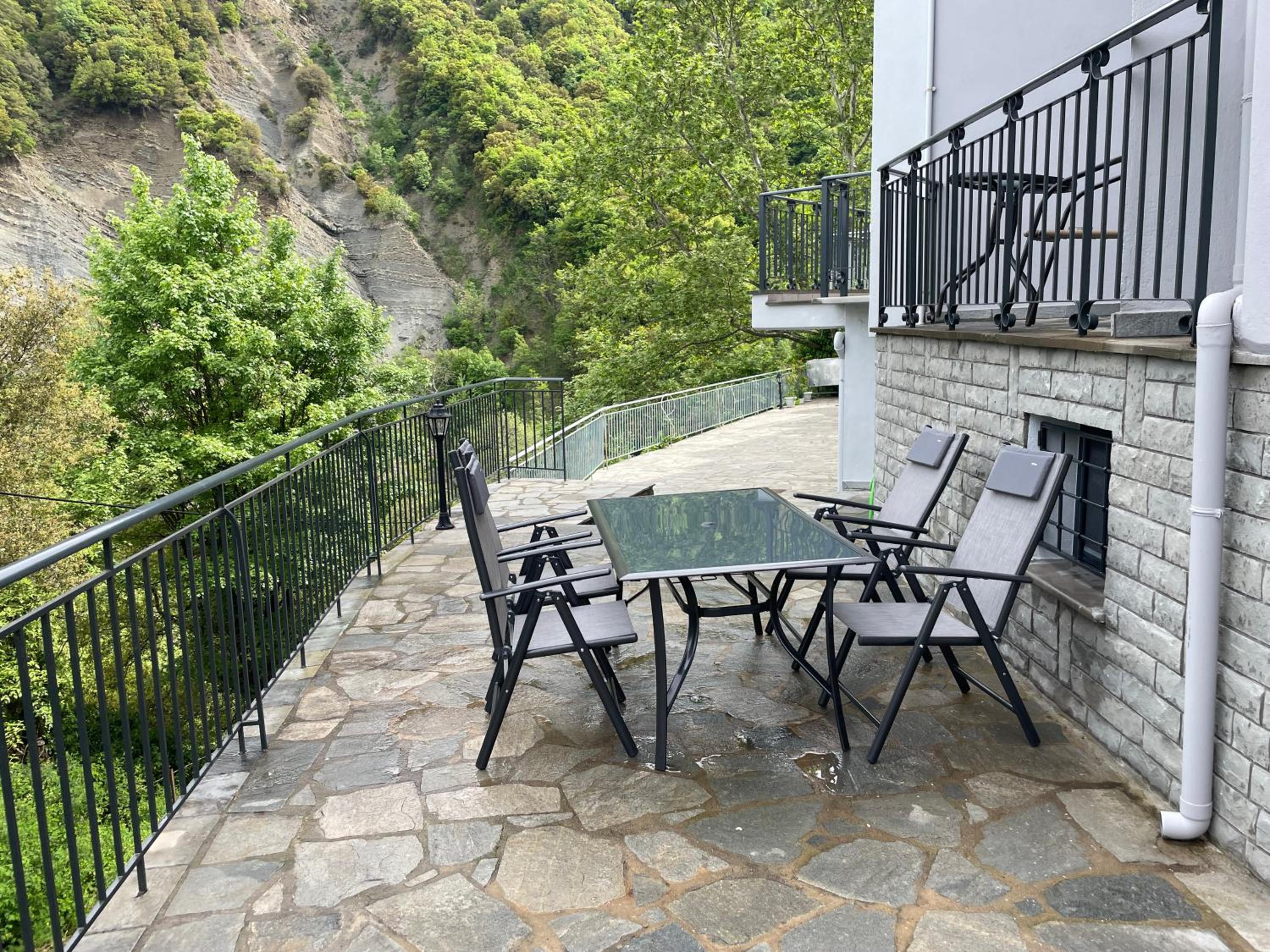 Agnanta Mountain Residence