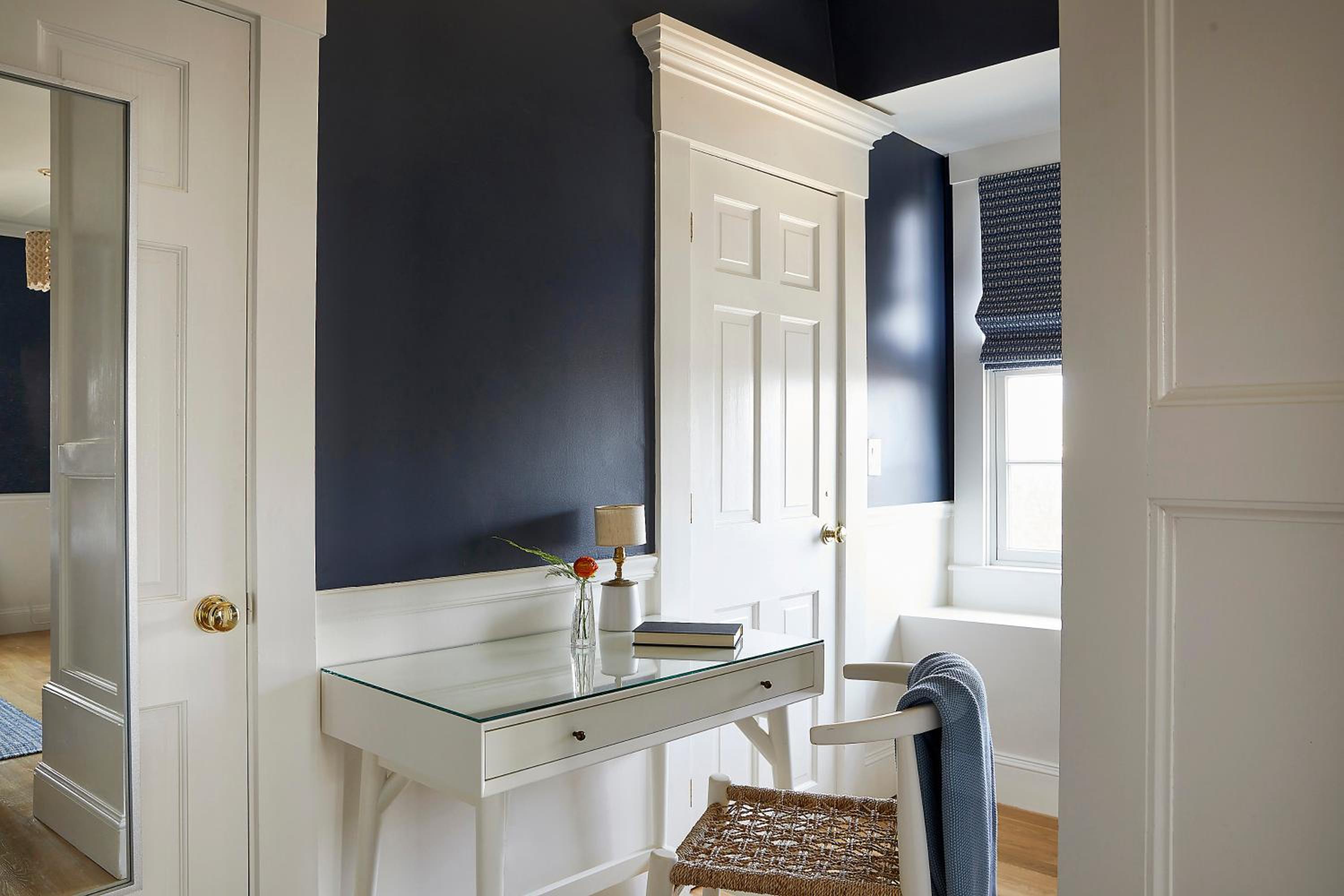 The Christopher, The Edgartown Collection