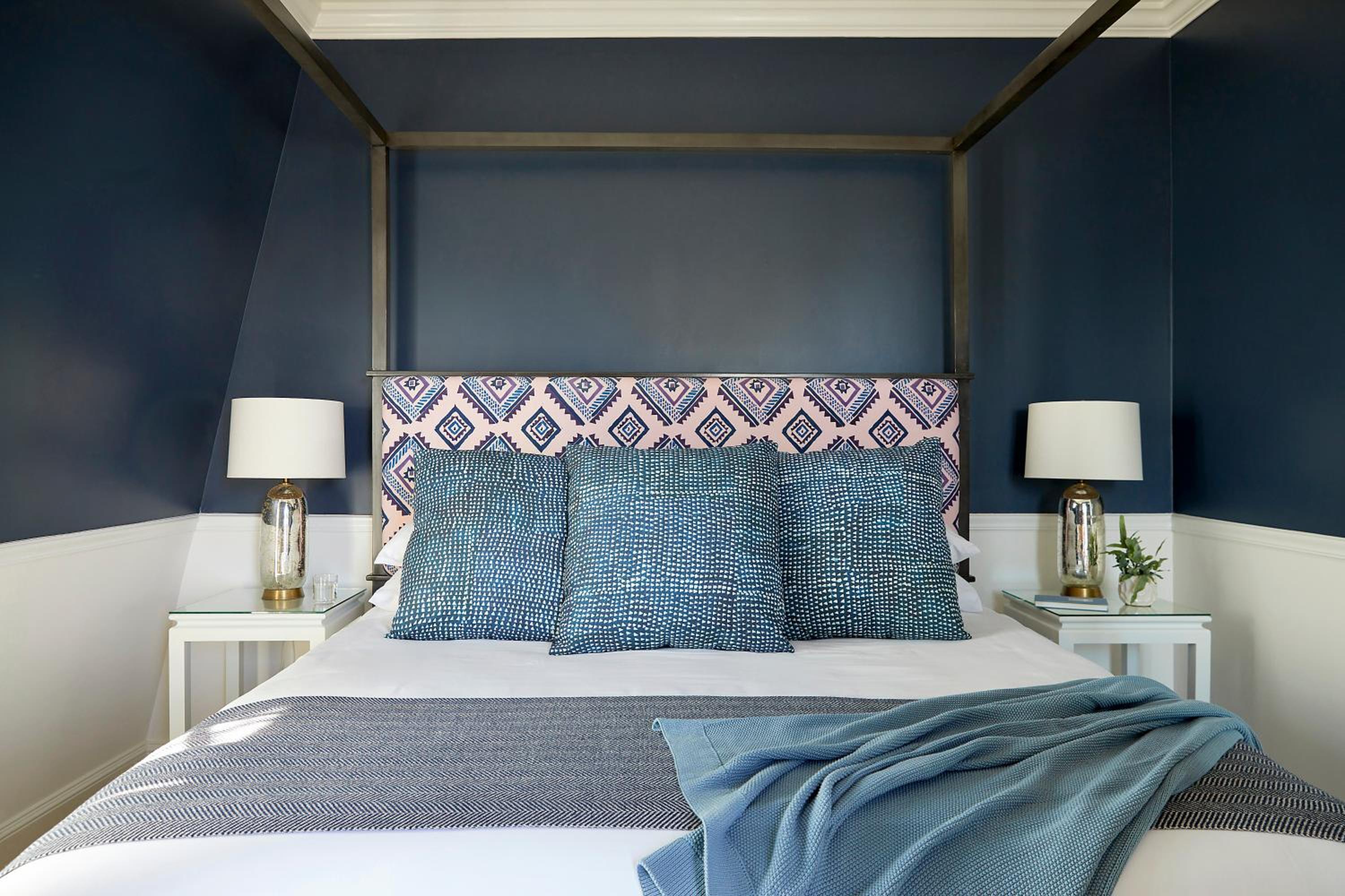 The Christopher, The Edgartown Collection