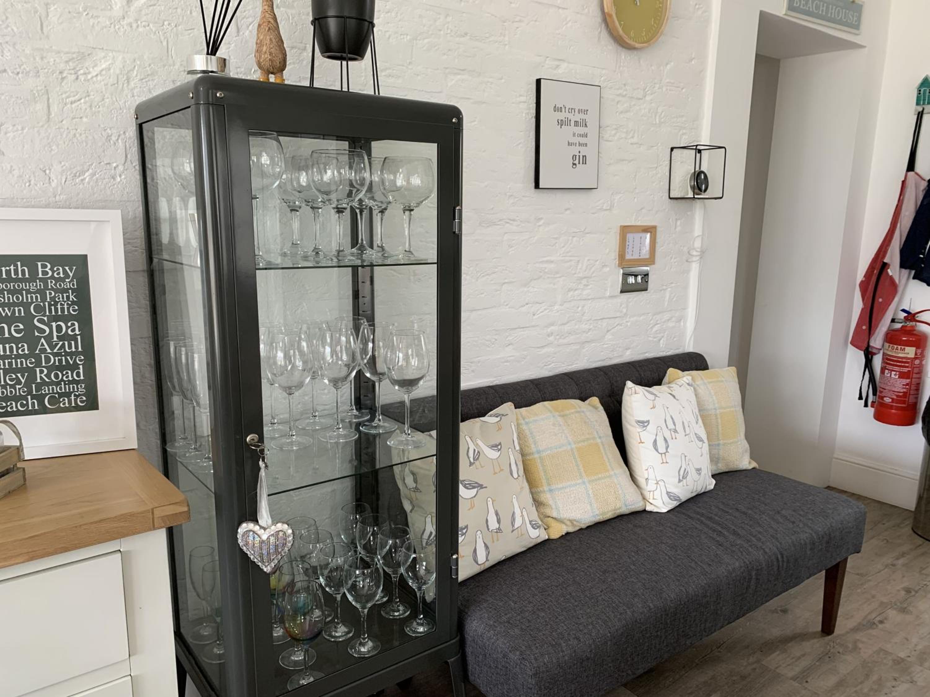 Luna Azul at The Bay Filey, sleeps up to 8, and 2 dogs stay for free! view 5