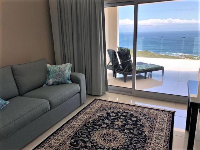 Camps Bay Blue Self-Catering Studios view 4