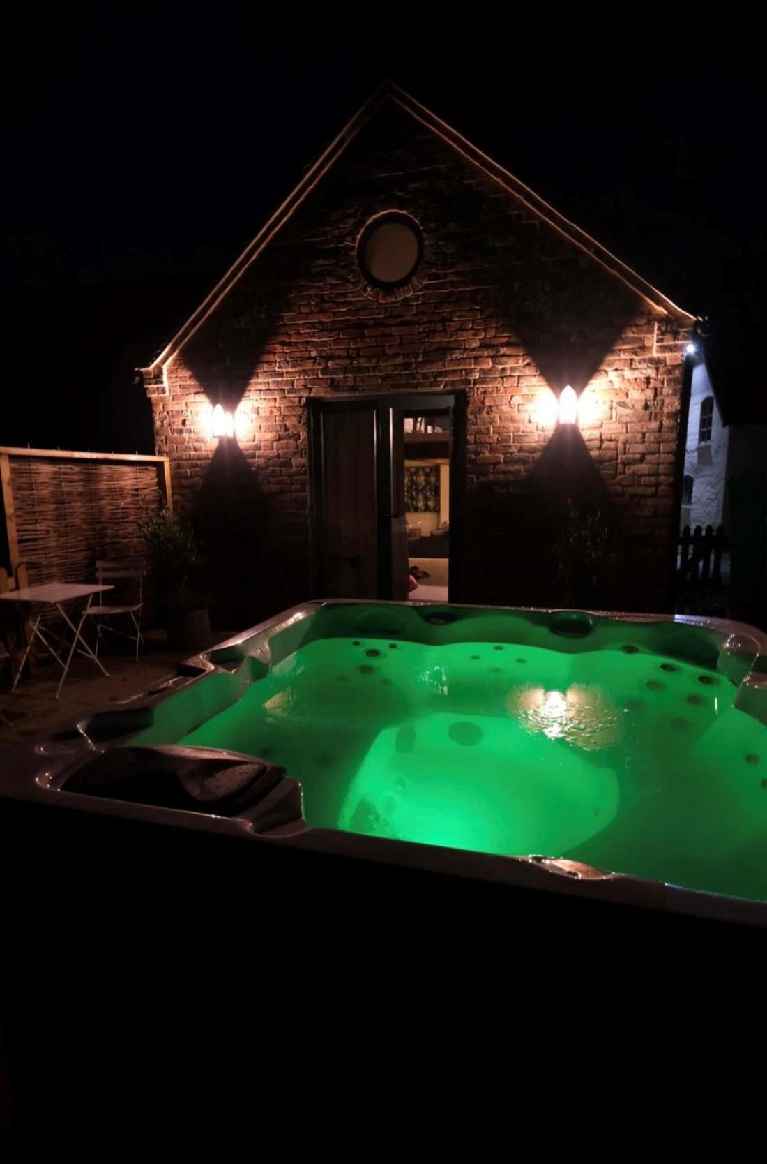 The Forge - Beautiful Contemporary Barn - Hot Tub view 2