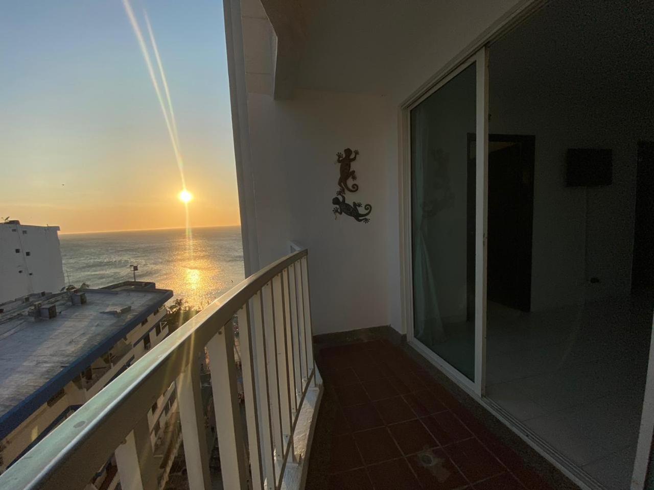 Apartamento Excalibur 11B junto al mar by 4Olas