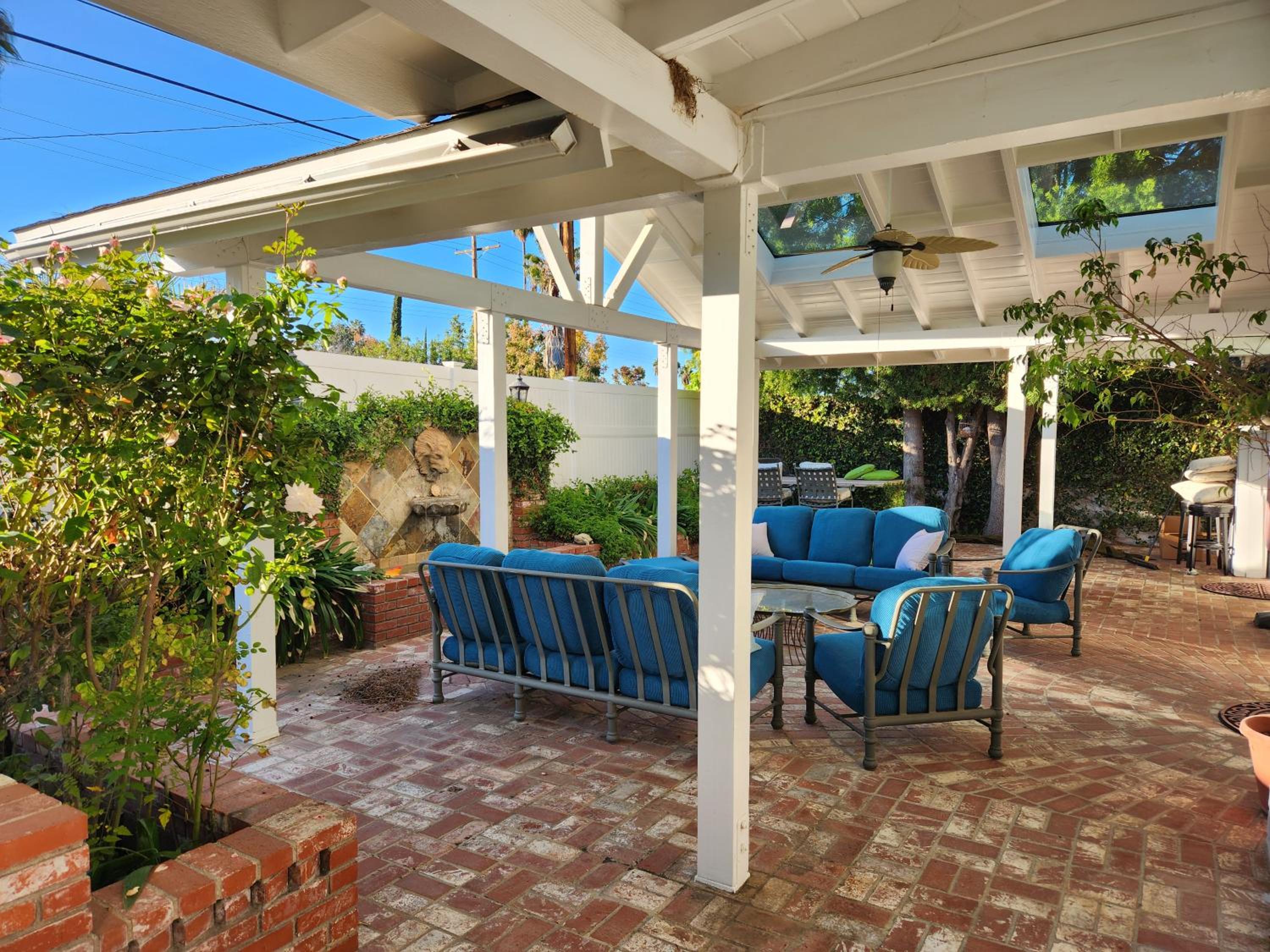 4 BR Encino Home w/ Amazing Yard, Near Everything - Property Image 20