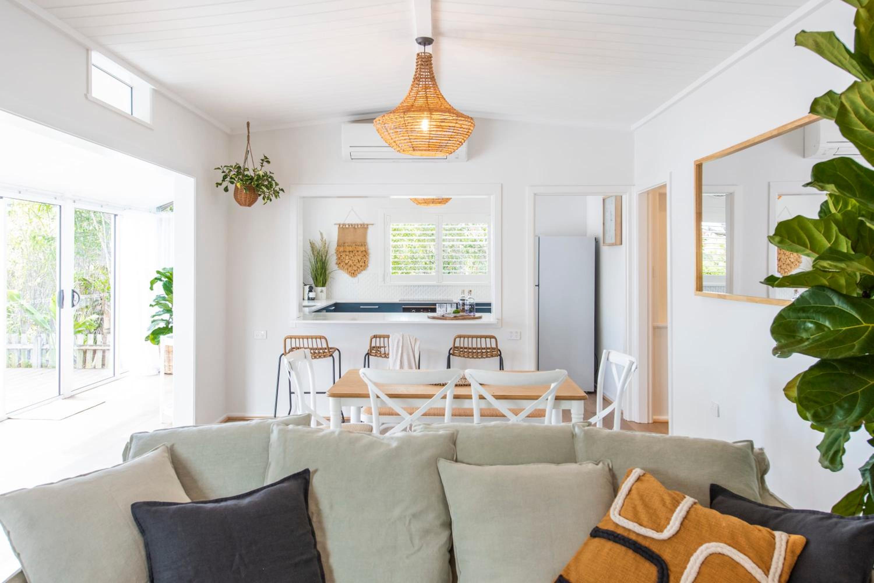 Sea Breeze Cottage - oceanstays