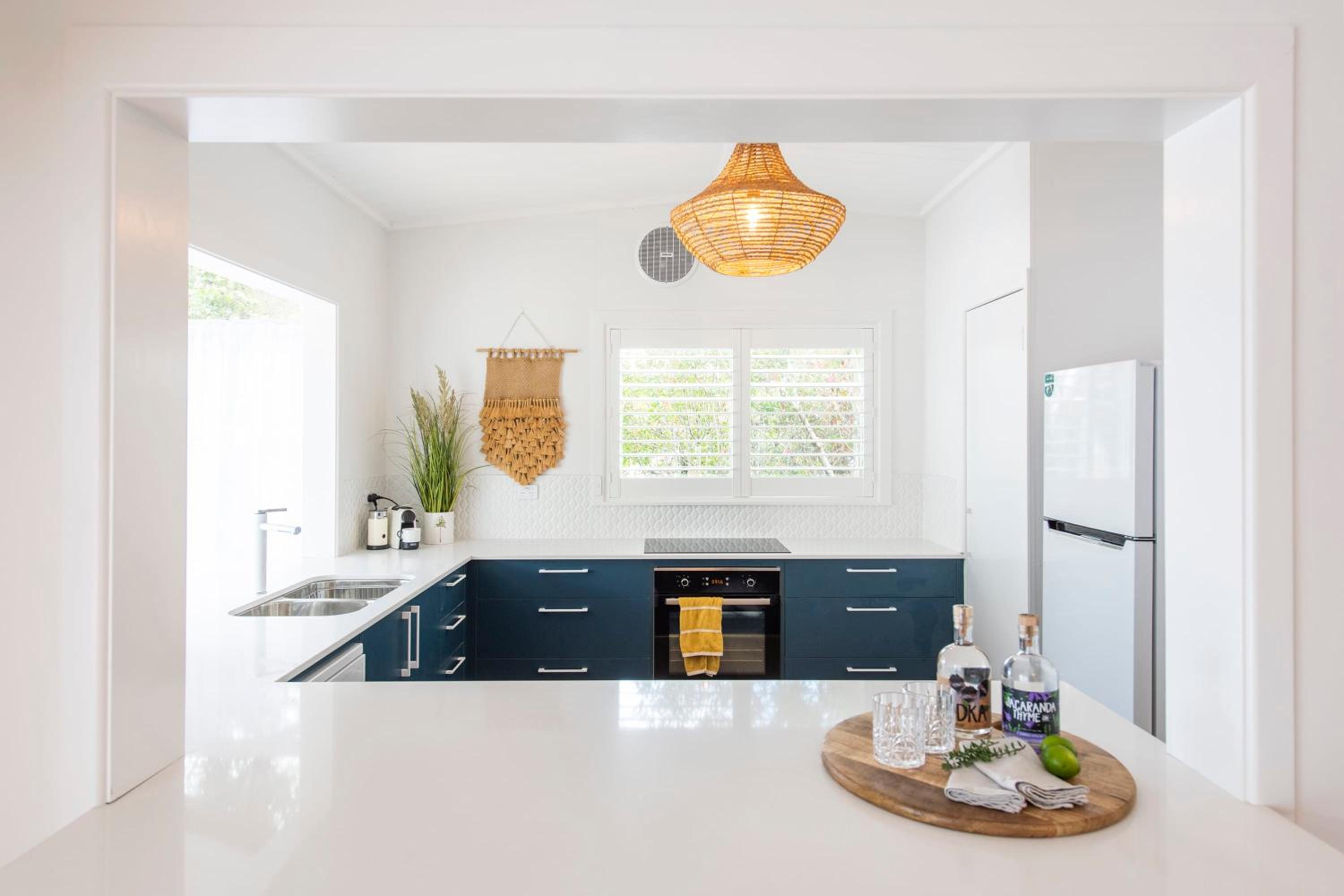 Sea Breeze Cottage - oceanstays