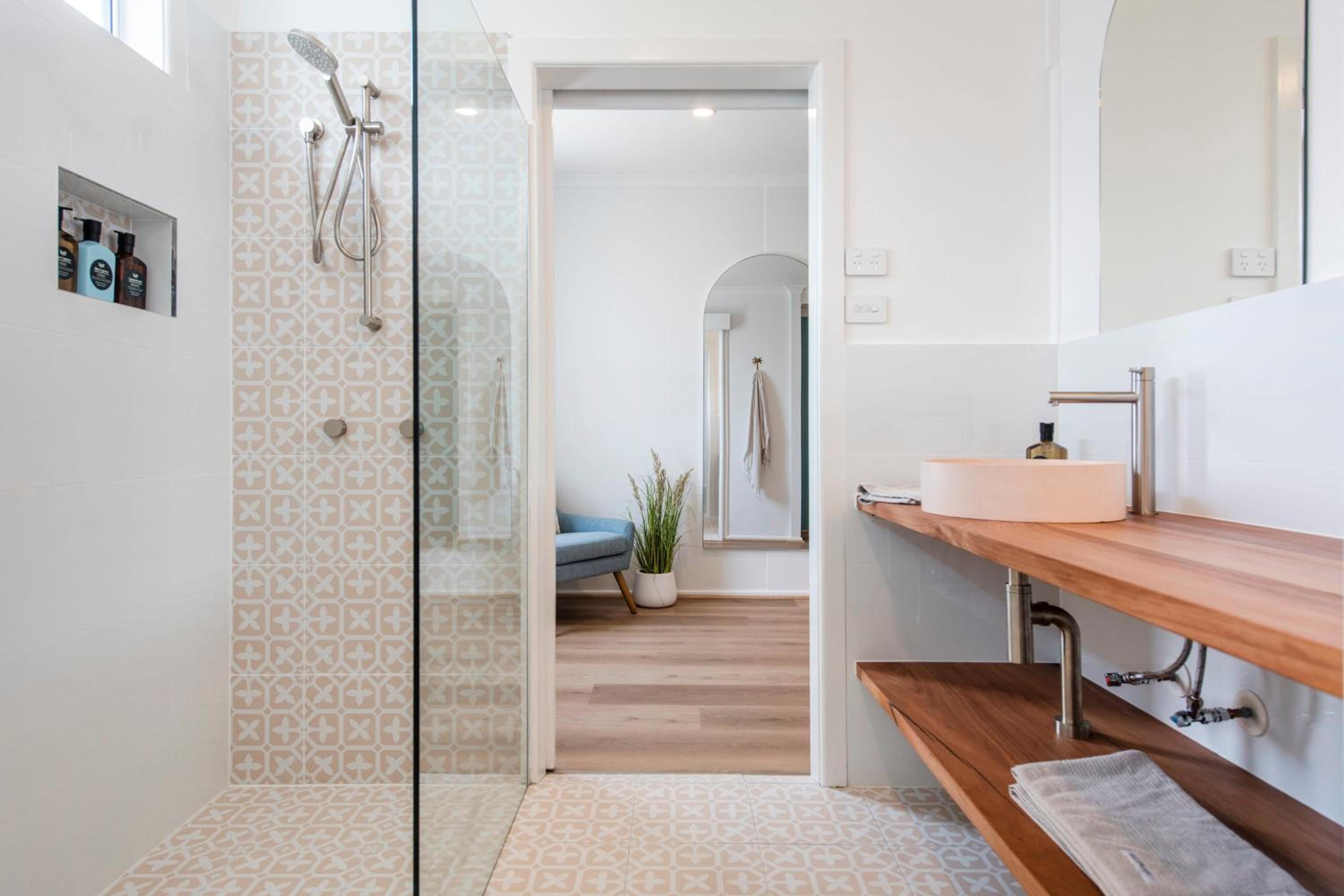 Sea Breeze Cottage - oceanstays