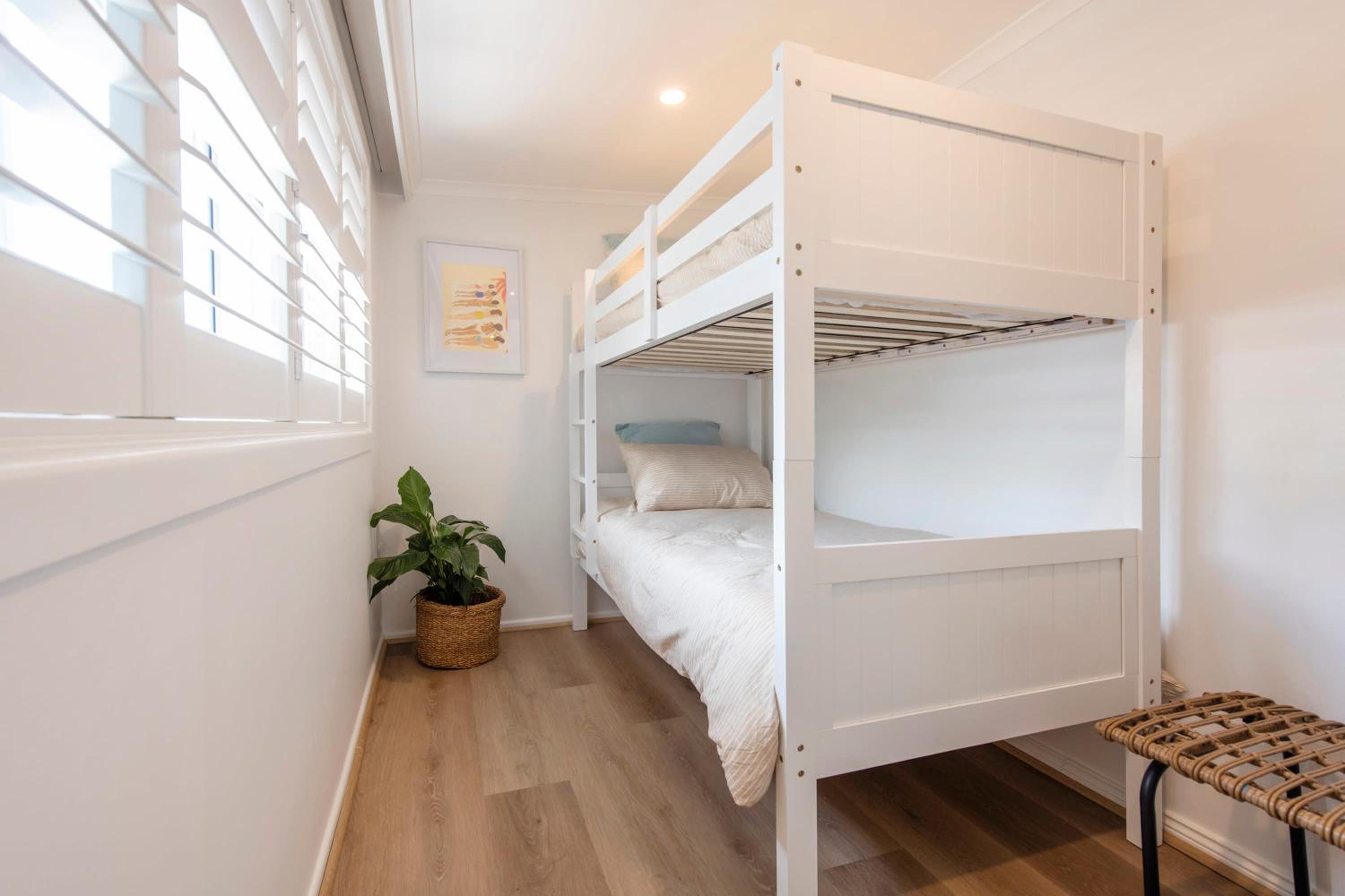 Sea Breeze Cottage - oceanstays