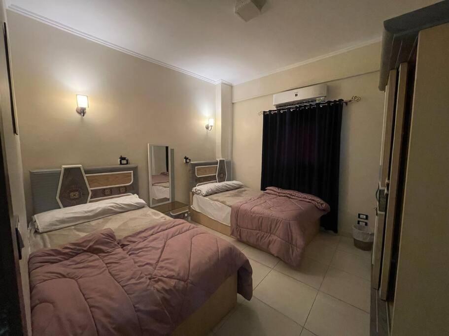 Large 3 bedrooms apartment
