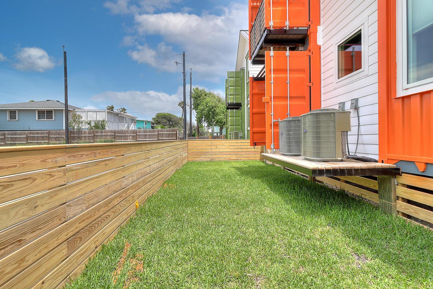 Modern by the Sea Orange ES1430 view 3