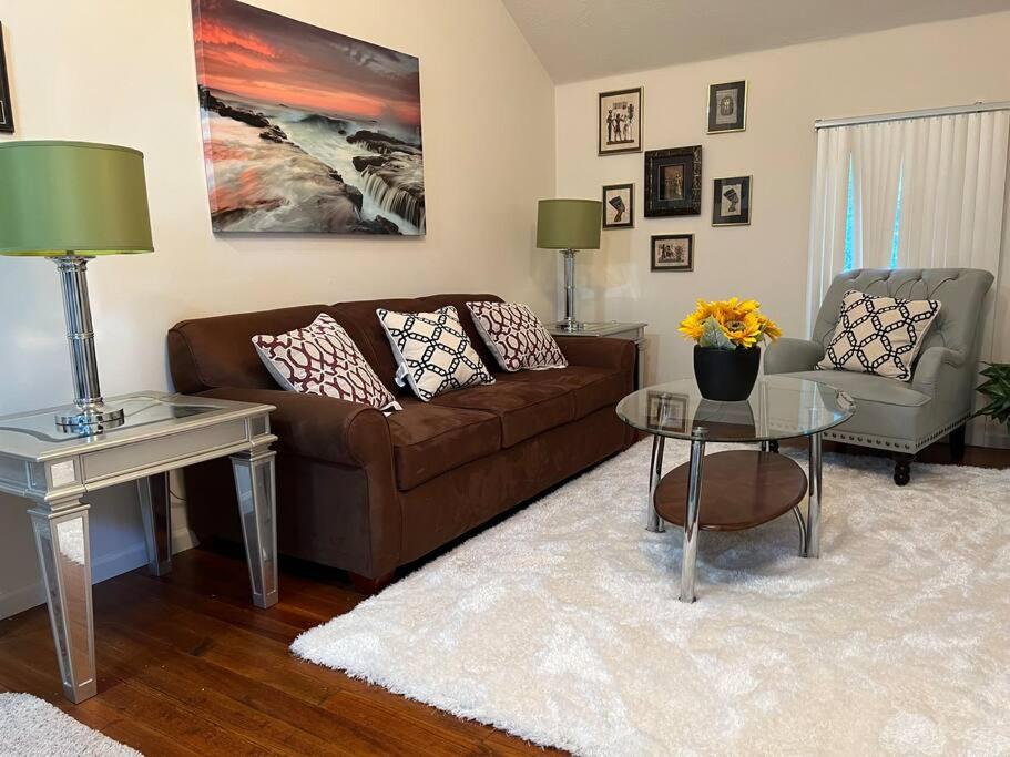 Bright High standing apartment