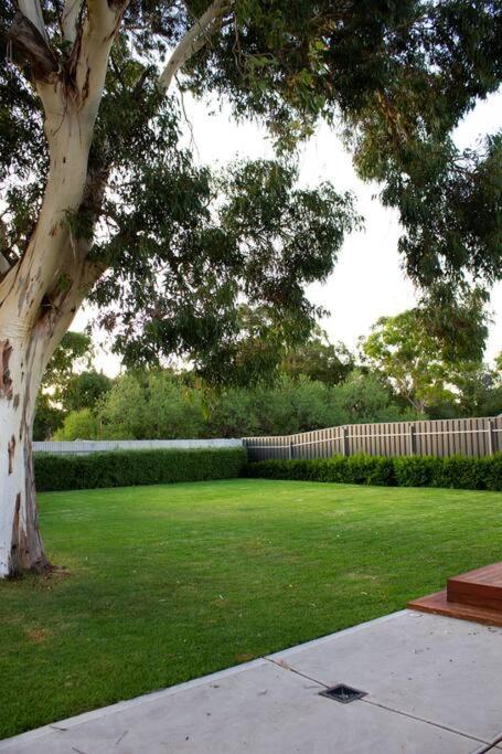 The Beech House-Hill views, peaceful location, 2BR