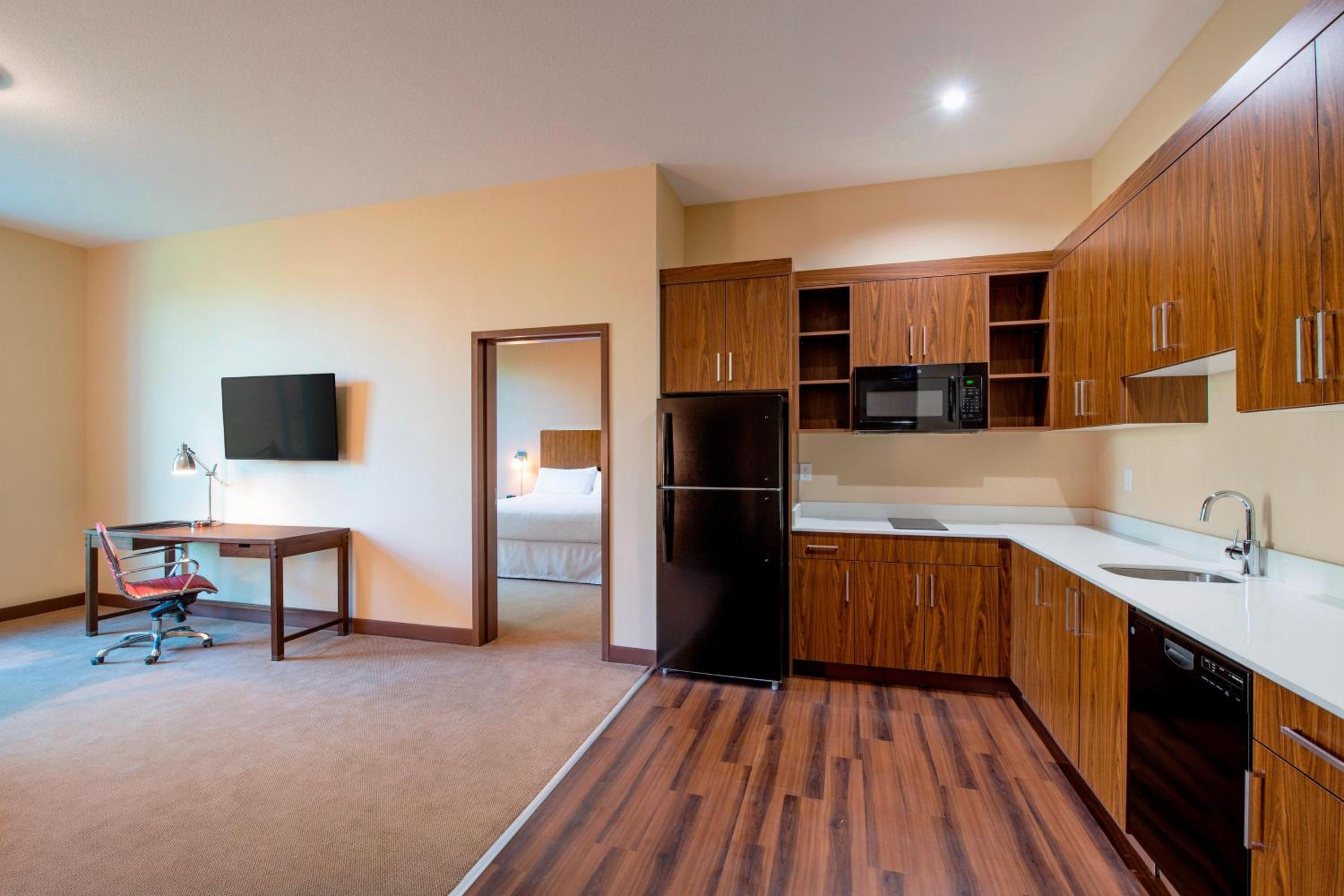 Grande Prairie Vacations - Four Points by Sheraton Grande Prairie - Property Image 9