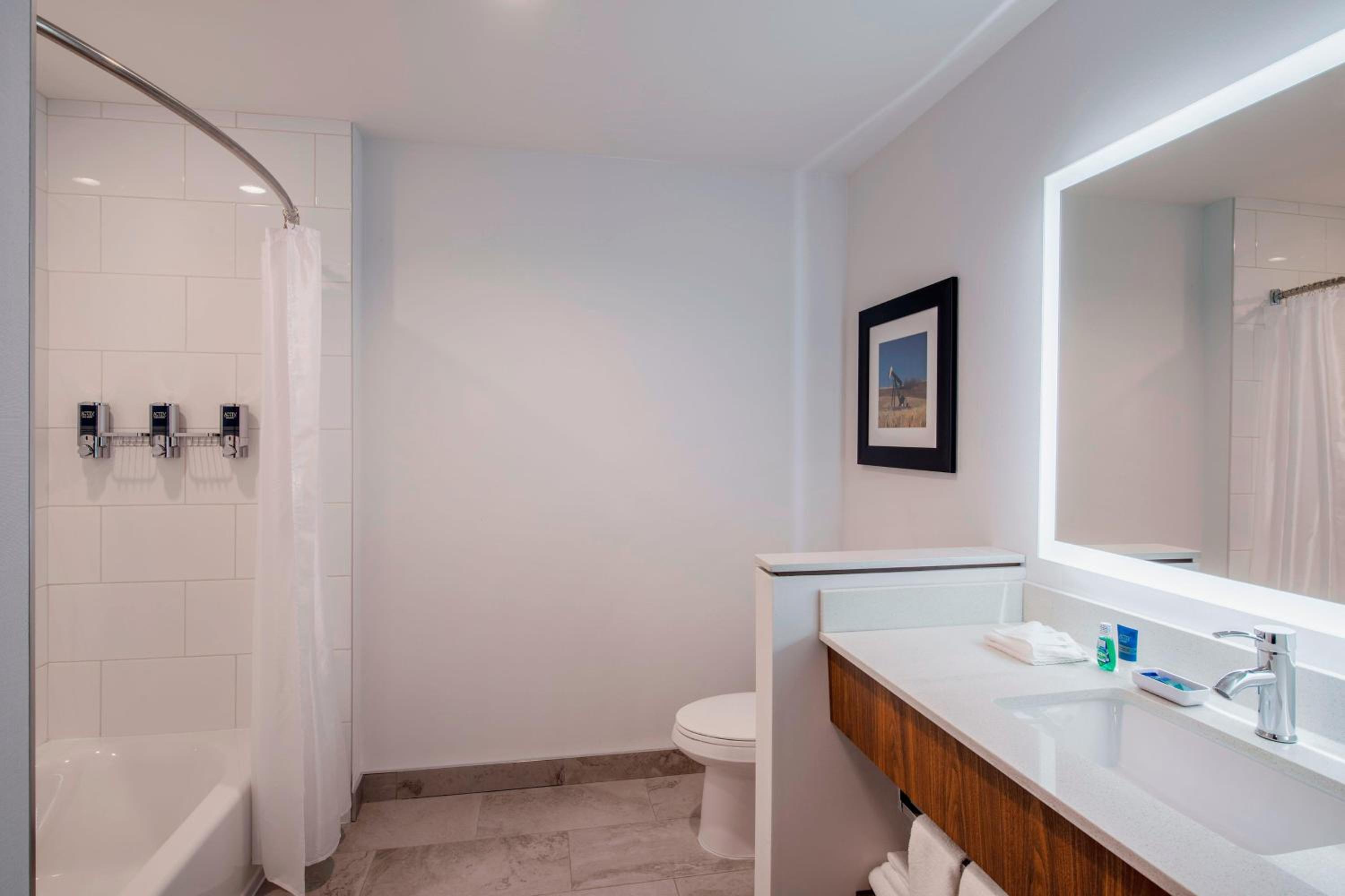 Grande Prairie Vacations - Four Points by Sheraton Grande Prairie - Property Image 12