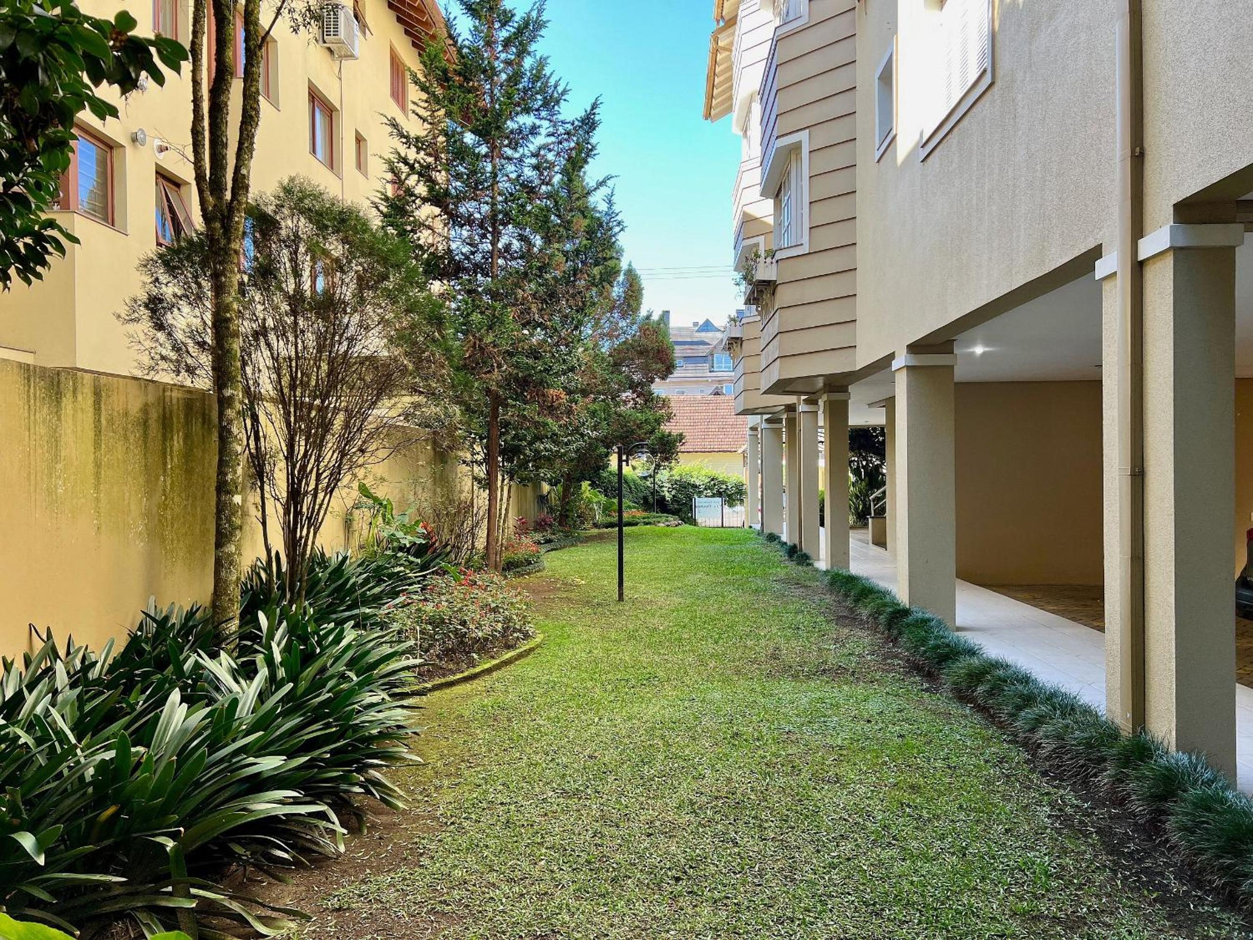 Cobertura Duplex de Cinema 3dorm by Achei Gramado