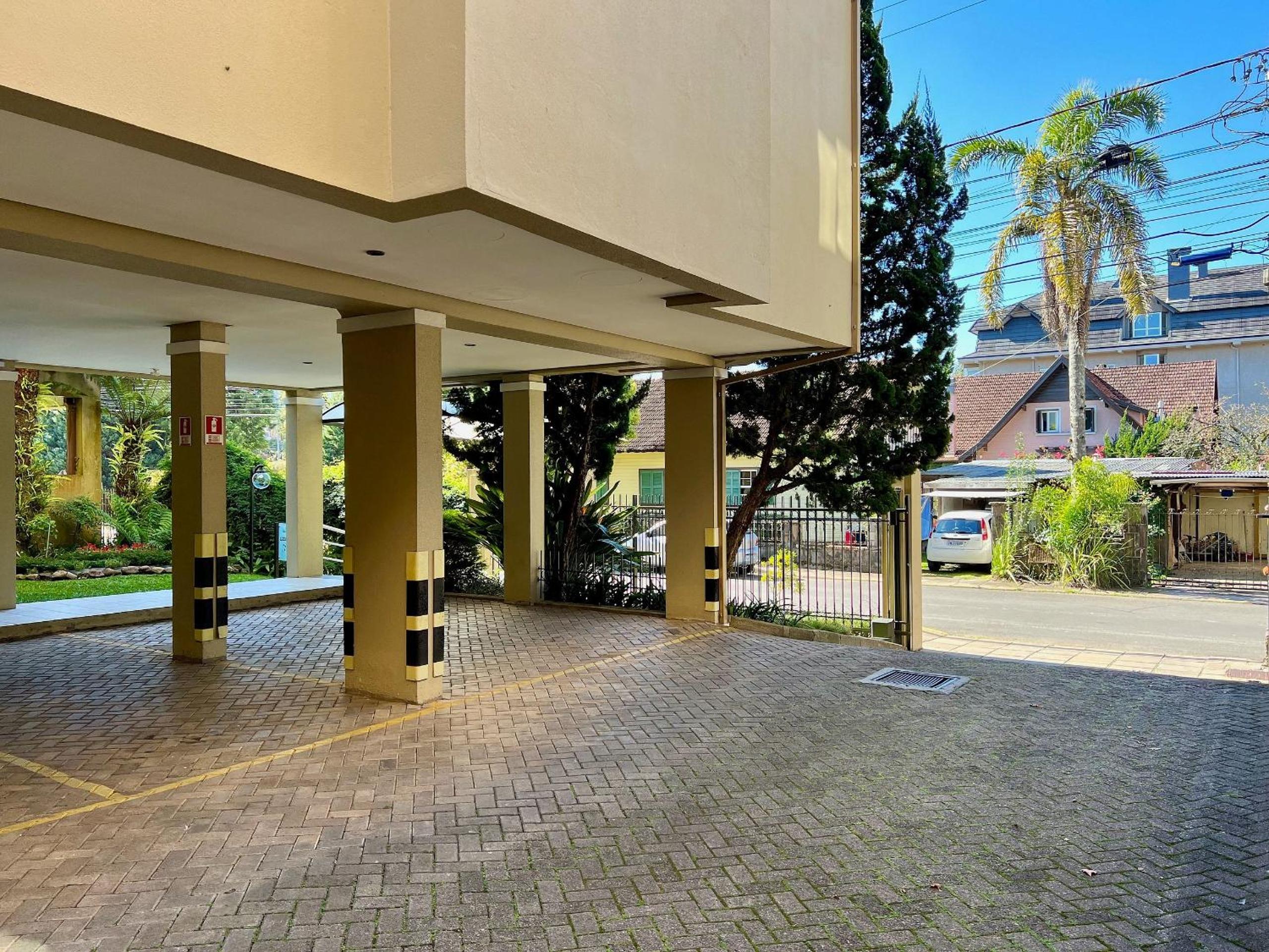 Cobertura Duplex de Cinema 3dorm by Achei Gramado