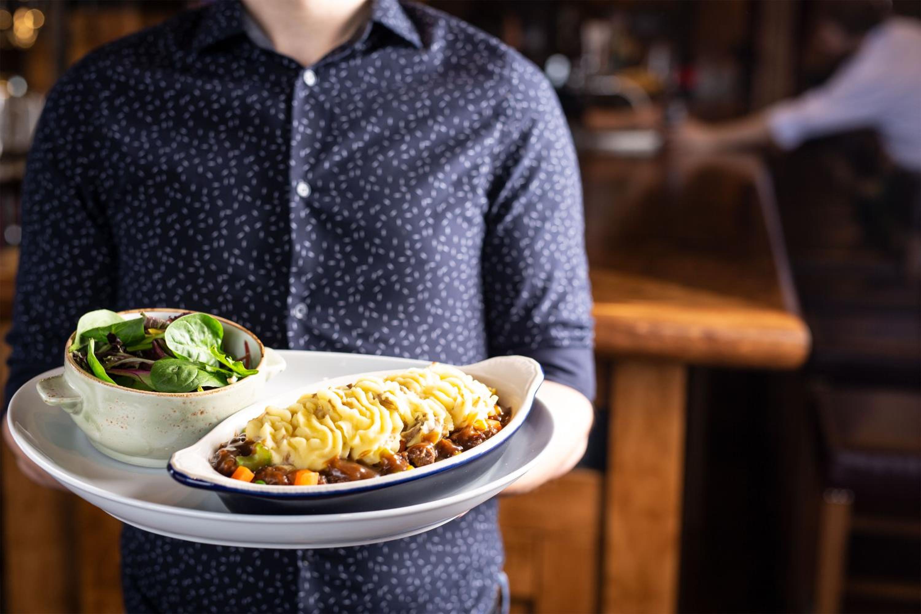 Windsor Vacations - Four Points by Sheraton Windsor Downtown - Property Image 9